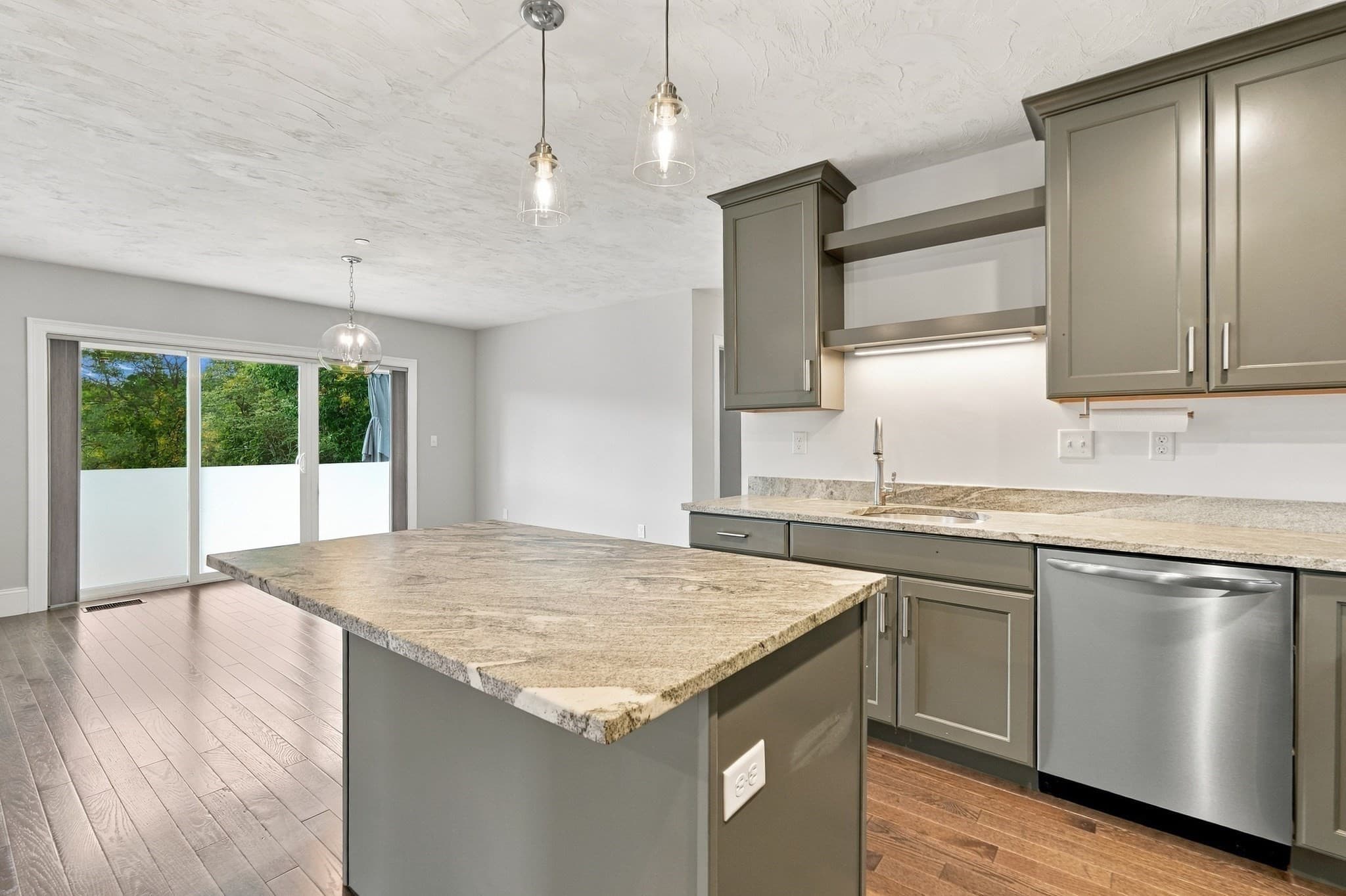 Condominium at 80 Lebaron Boulevard # 10, Lakeville MA 02347, Lakeville, photo 11 of 34