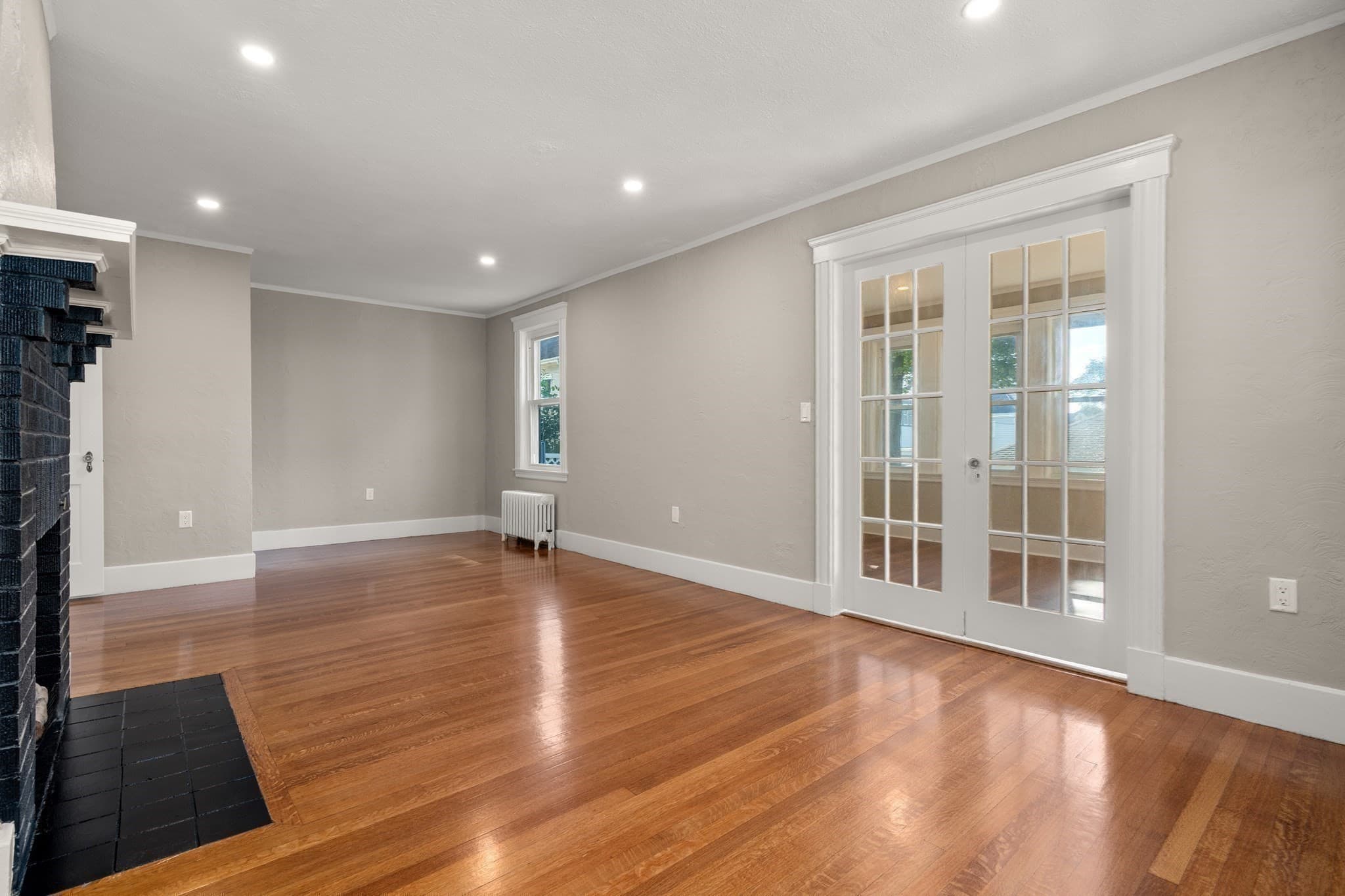 Single Family Residence at 519 Highland Ave, Malden MA 02148, Malden, photo 6 of 23
