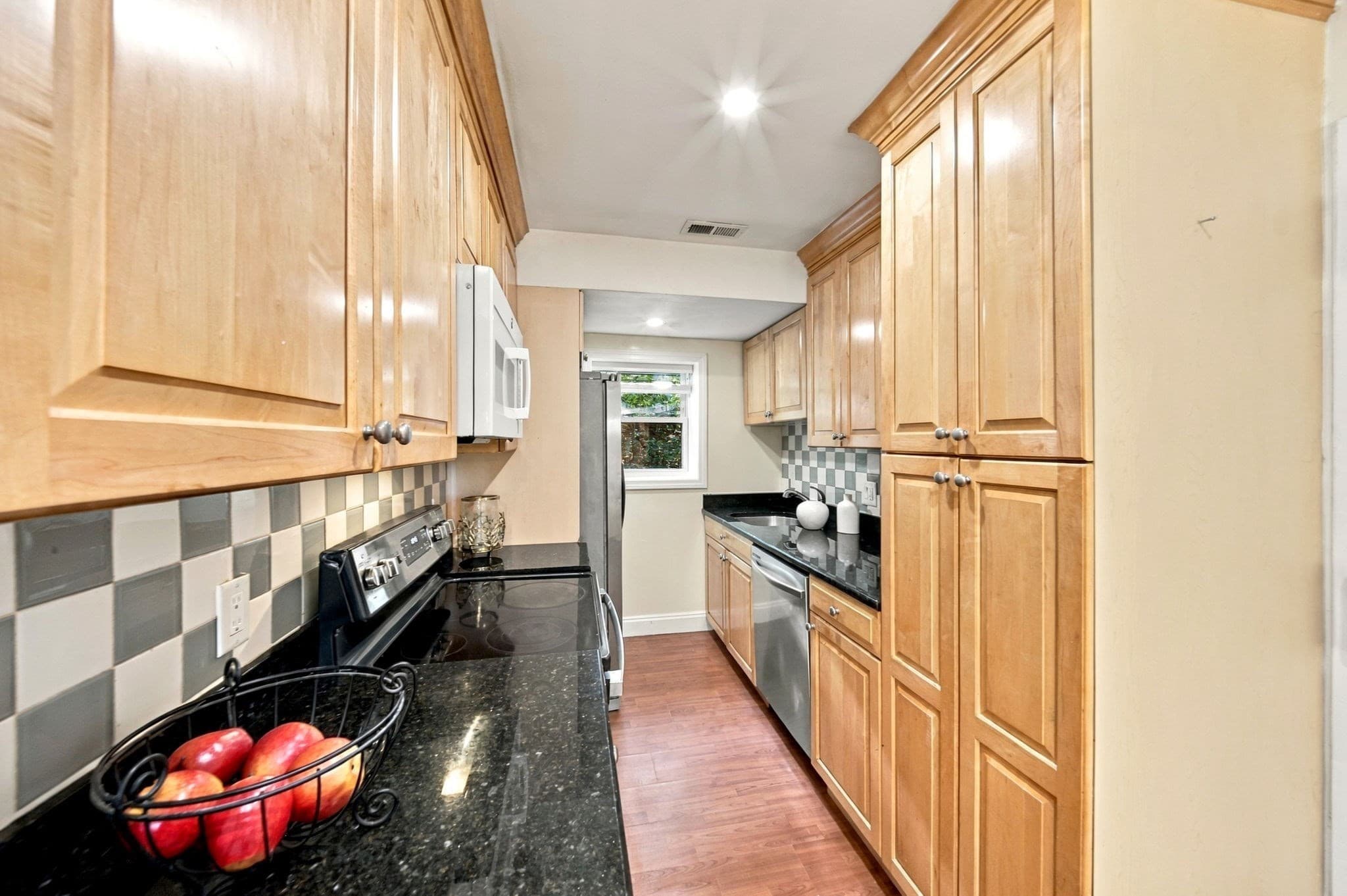 Condominium at 160 Newton St # 3, Boston MA 02135, Boston, photo 5 of 37