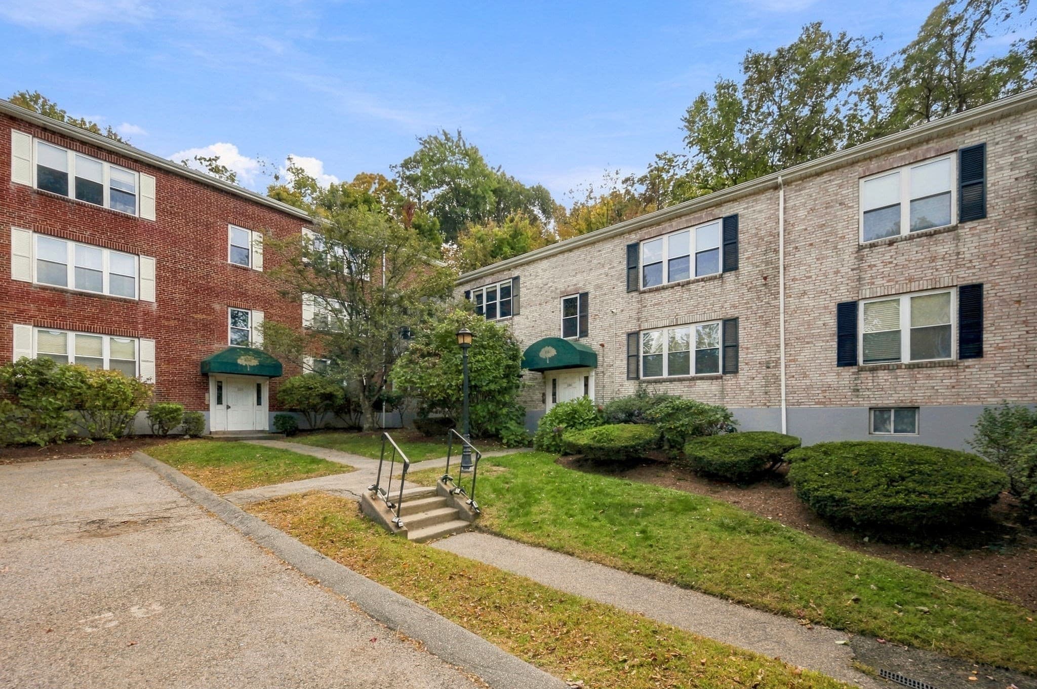 Condominium at 160 Newton St # 3, Boston MA 02135, Boston, photo 34 of 37
