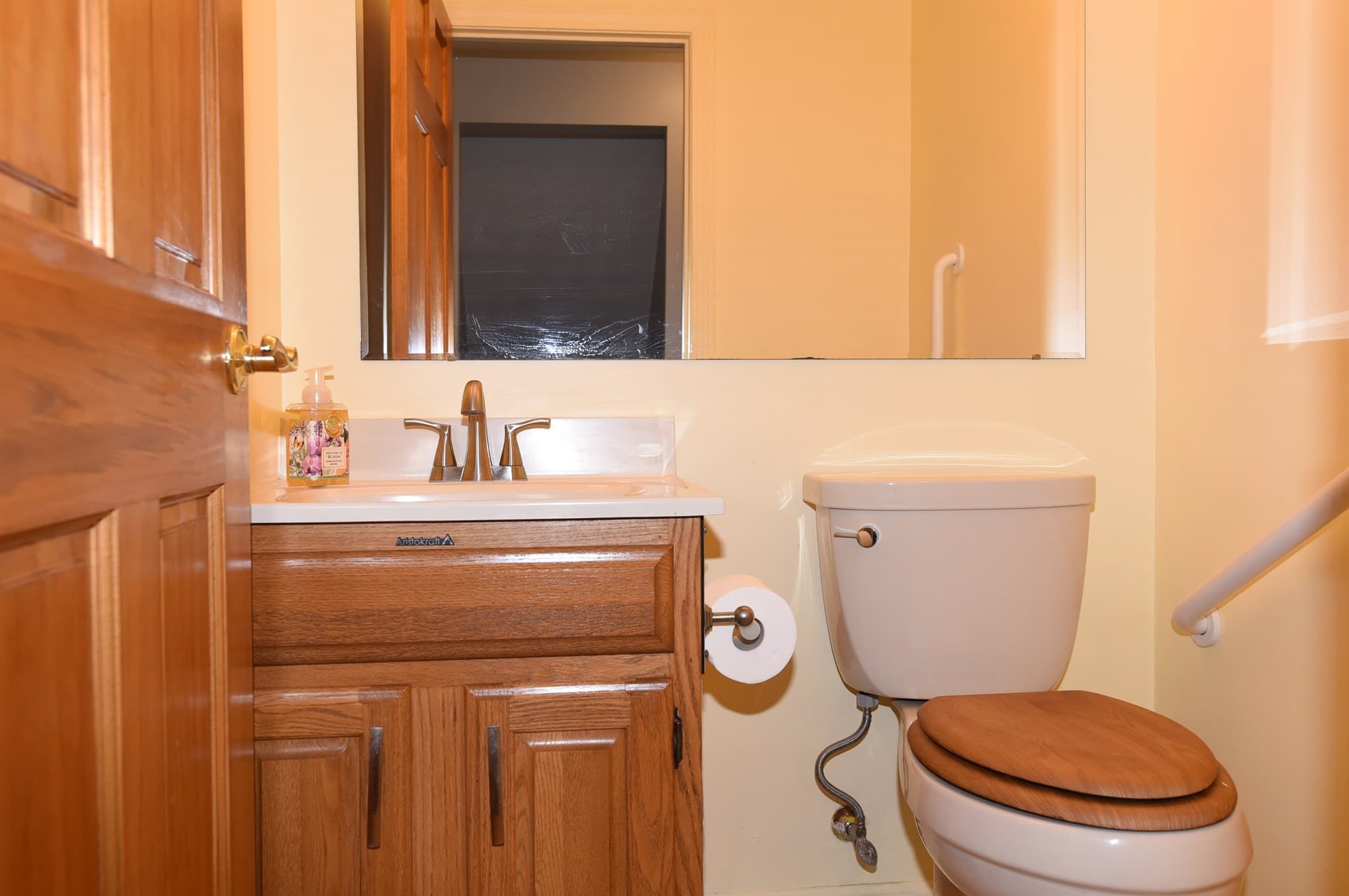Condominium at 10 Lydon Ln # 1, Halifax MA 02338, Halifax, photo 9 of 30