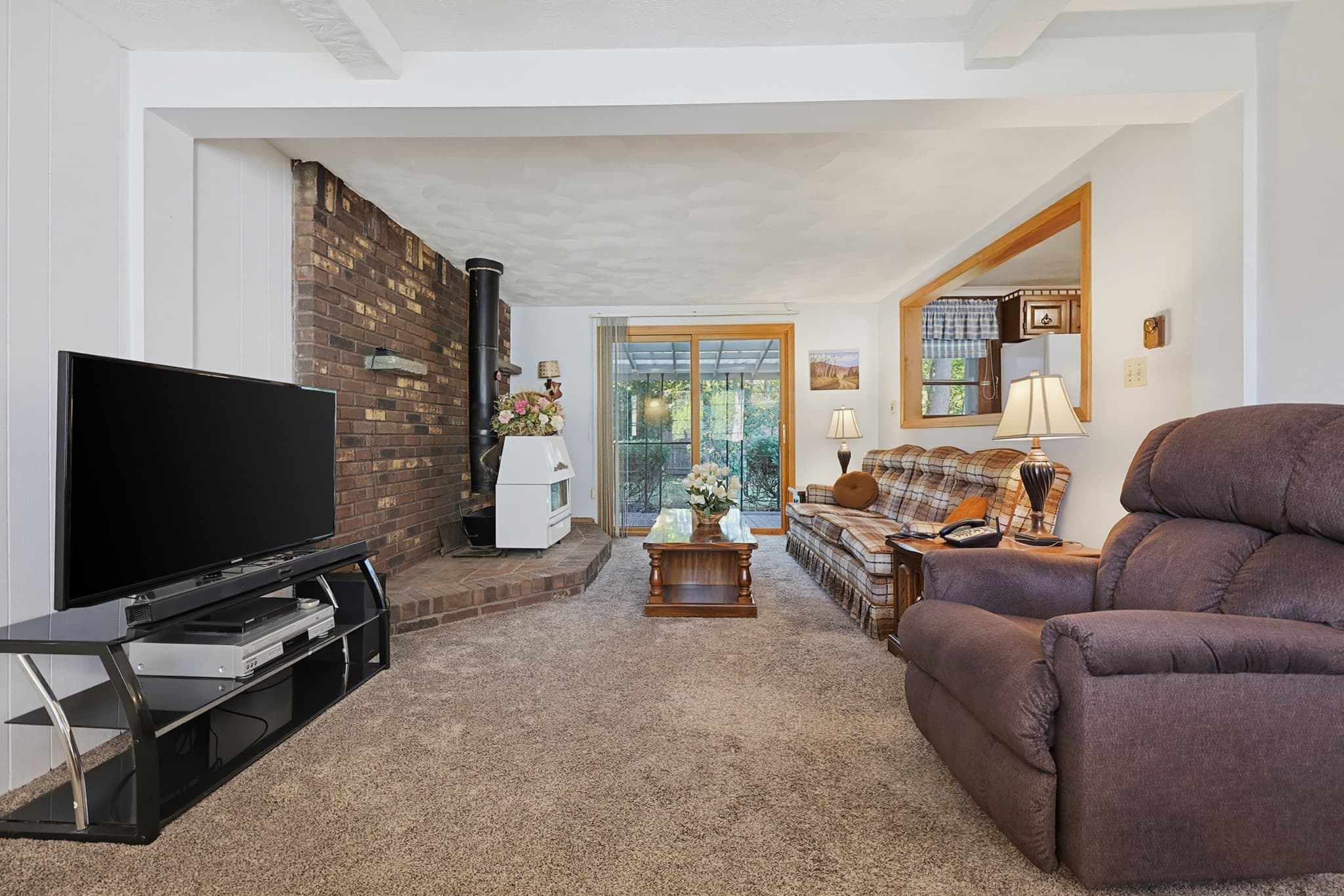 Single Family Residence at 121 Park Circle, Attleboro MA 02703, Attleboro, photo 10 of 34
