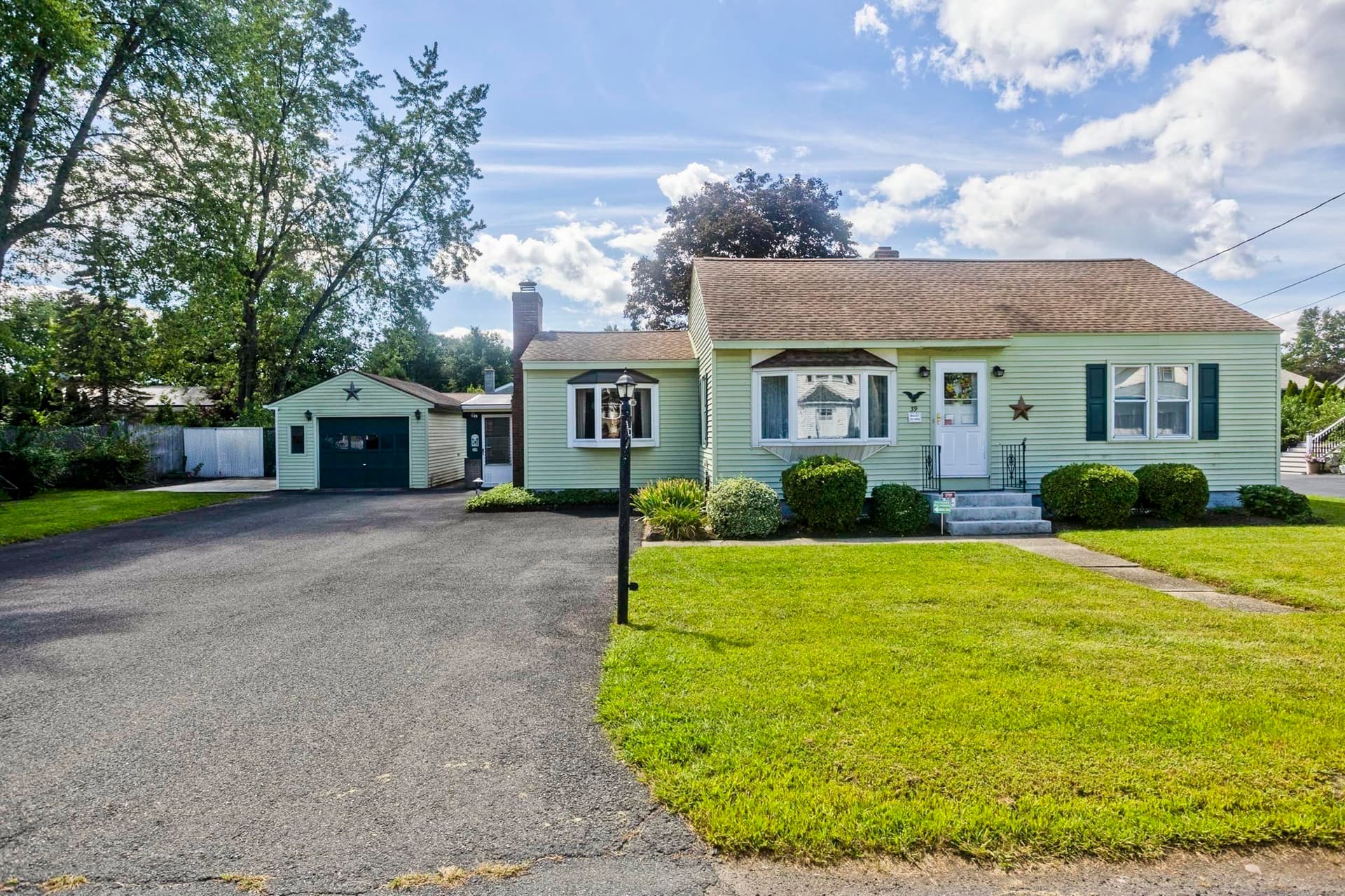 39 Homer St., Agawam MA 01030