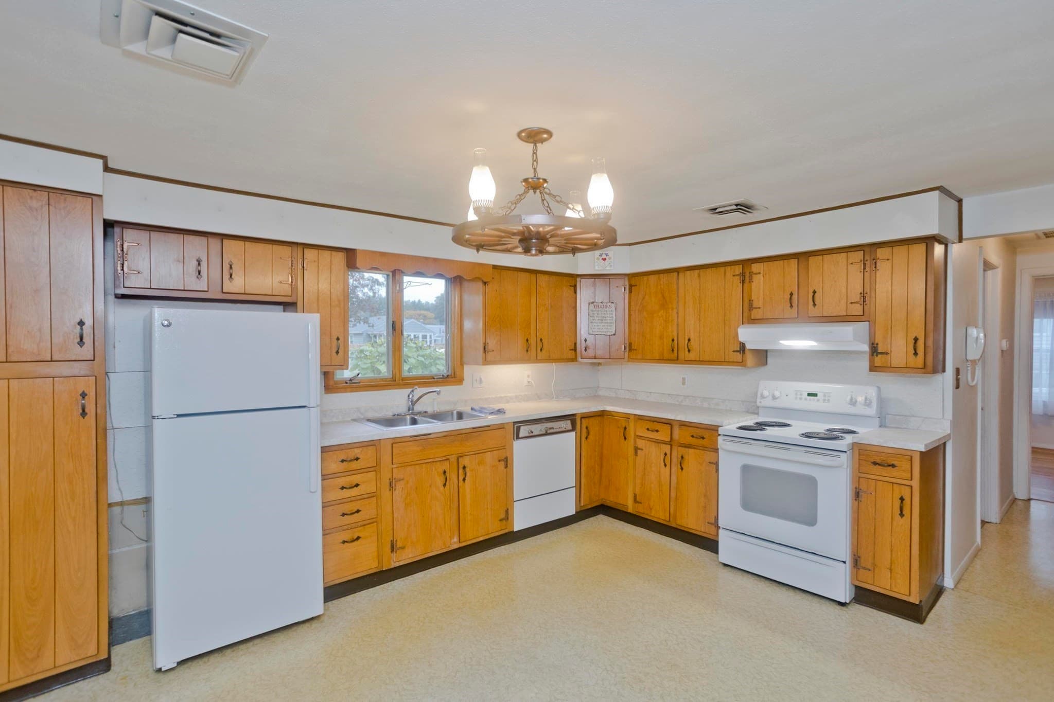 Single Family Residence at 39 Homer St., Agawam MA 01030, Agawam, photo 15 of 35