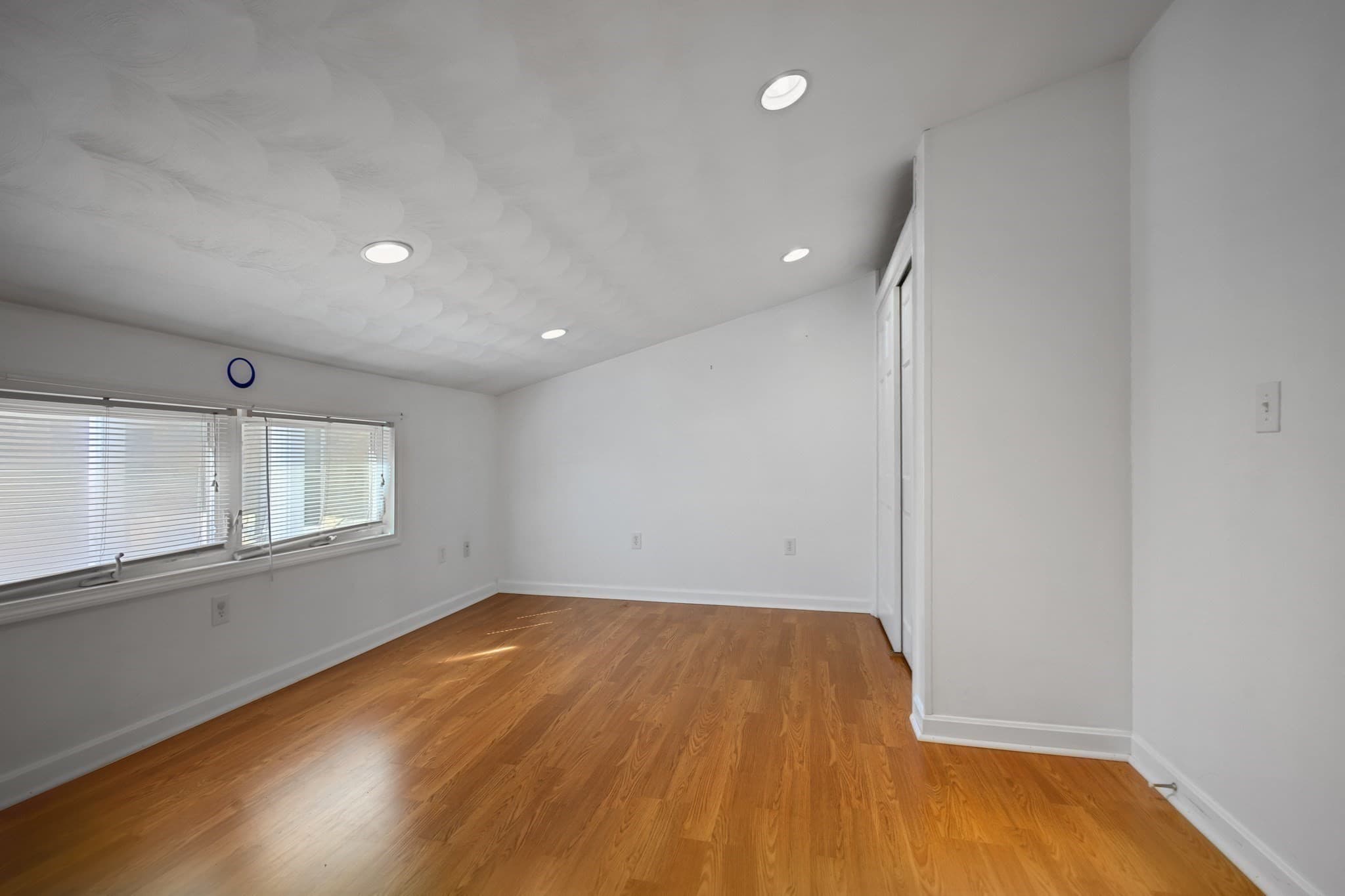 Single Family Residence at 763 Wood St, Swansea MA 02777, photo 28 of 32
