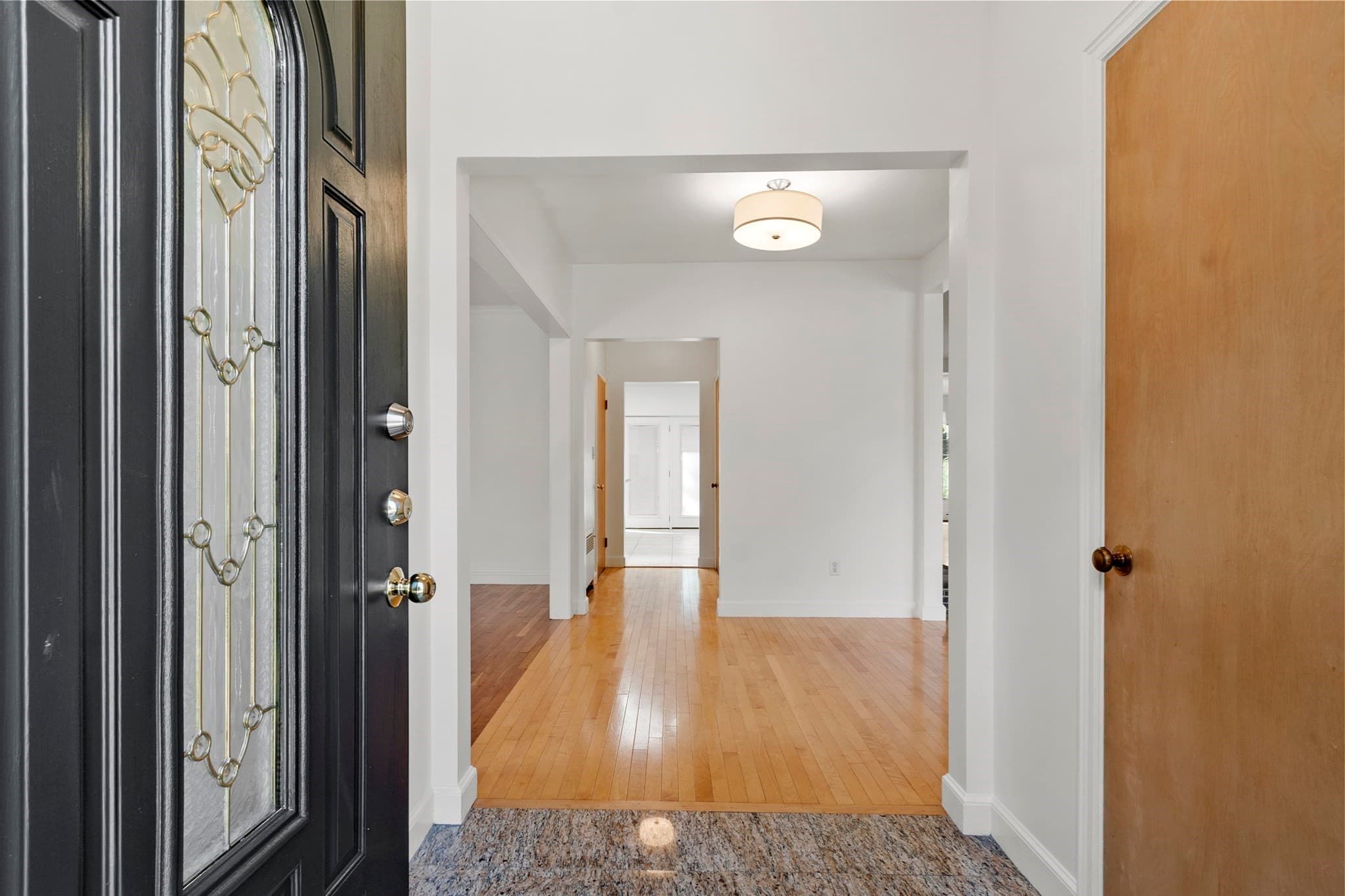 Single Family Residence at 19 Chamberlain Pkwy, Worcester MA 01602, Worcester, photo 8 of 40