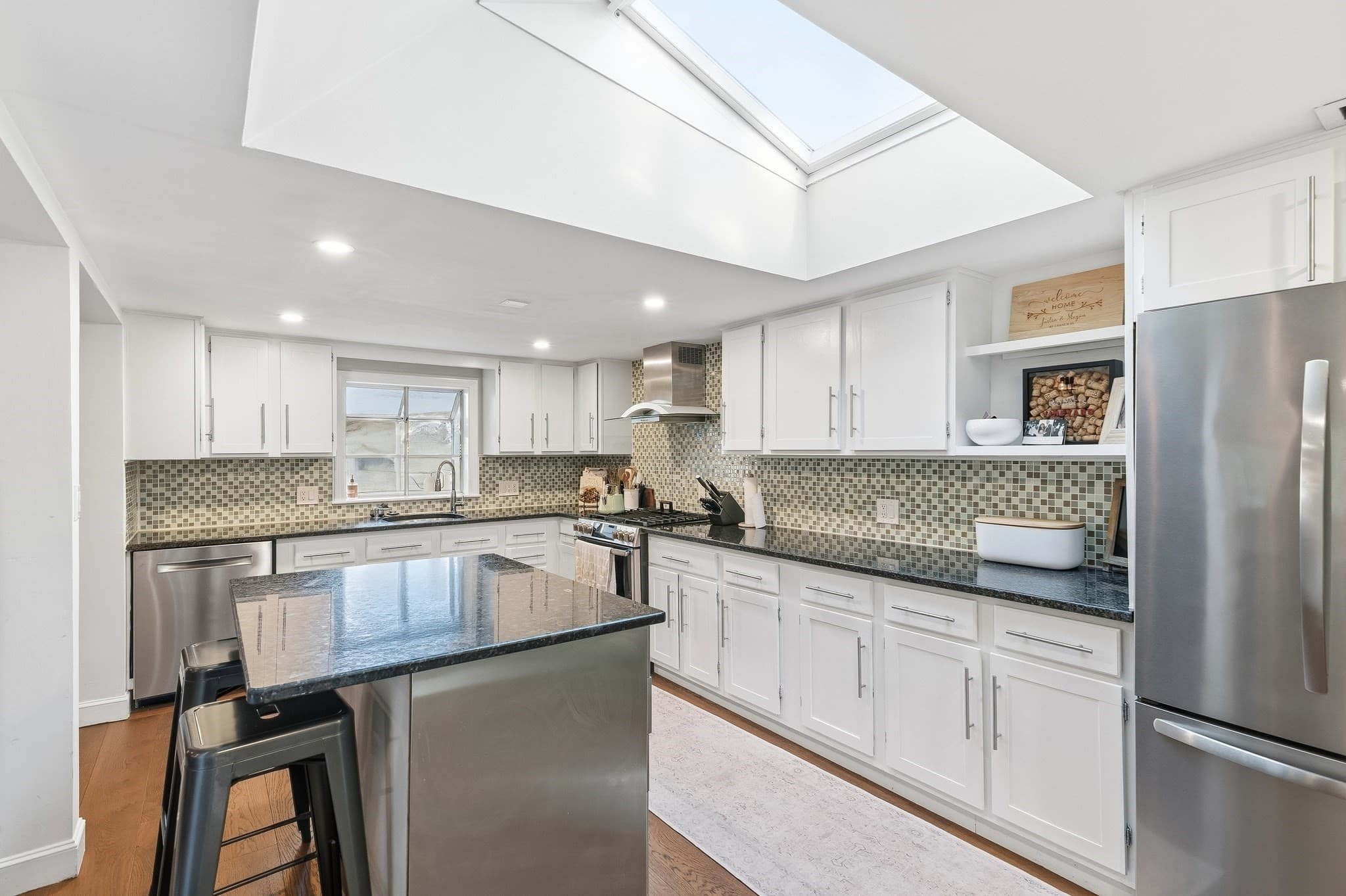 Single Family Residence at 52 Cranch St, Weymouth MA 02189, Weymouth, photo 10 of 42
