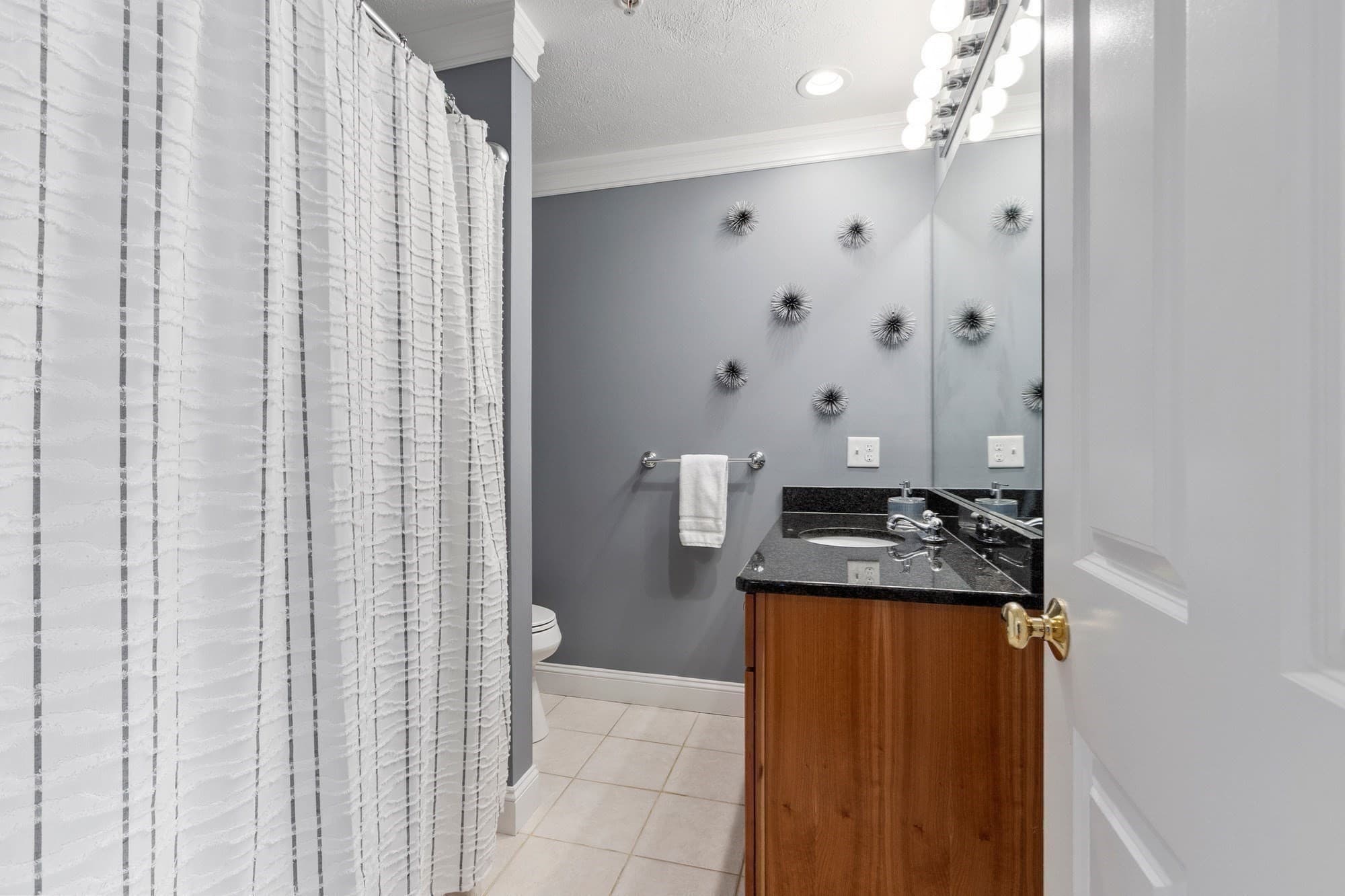 Condominium at 41 Oak Leaf Rd # 41, Fitchburg MA 01420, Fitchburg, photo 27 of 40