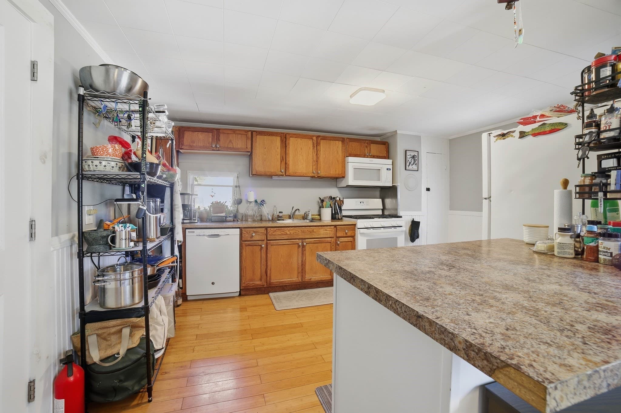 2 Family - 2 Units Up/Down at 24 Collins, Amesbury MA 01913, Amesbury, photo 17 of 28