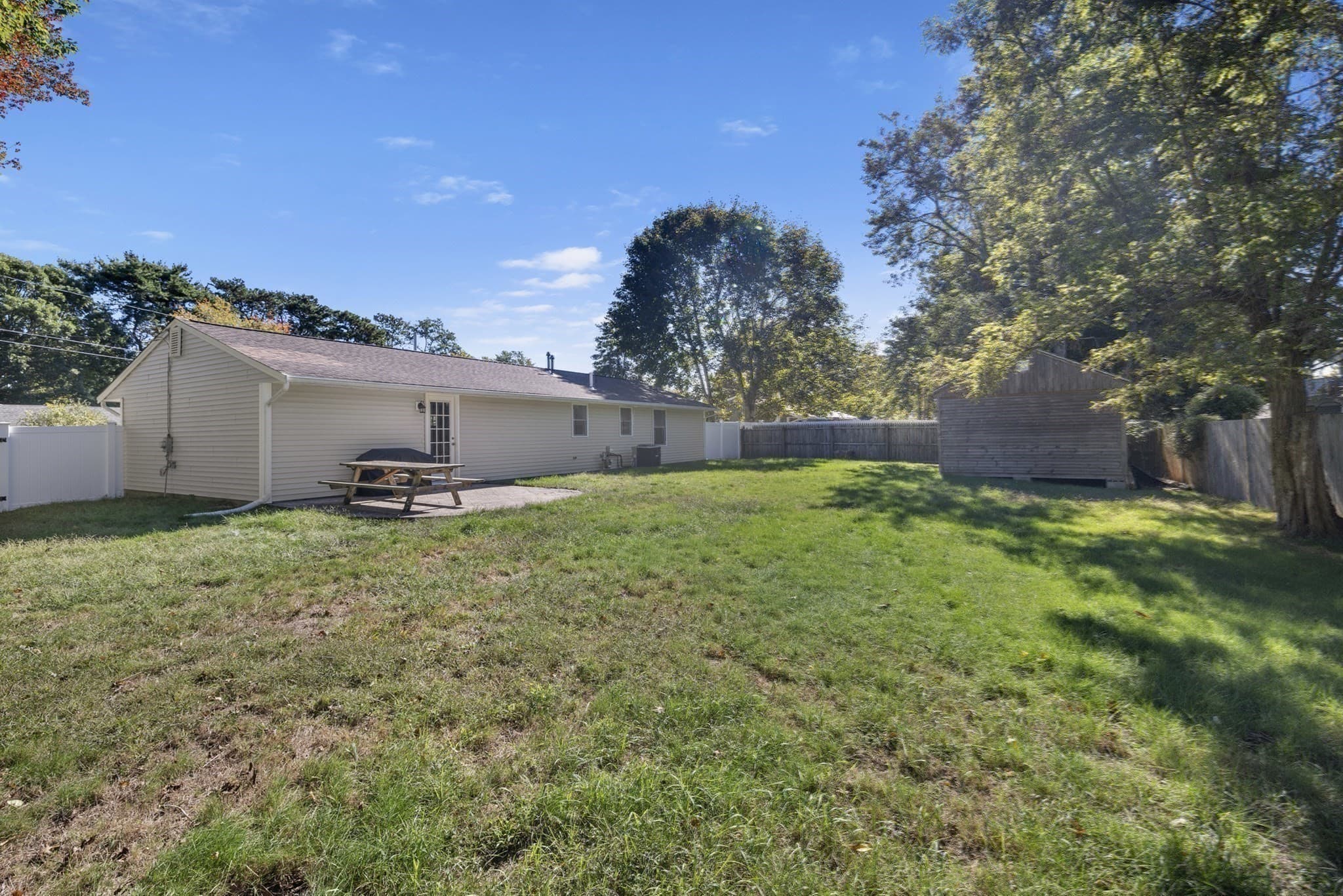 Single Family Residence at 14 Dennis Ln, Wareham MA 02571, Wareham, photo 25 of 35