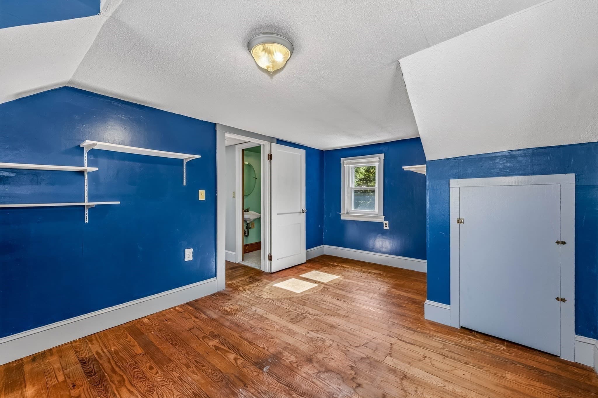 Single Family Residence at 428 W Union St, East Bridgewater MA 02333, East Bridgewater, photo 17 of 32