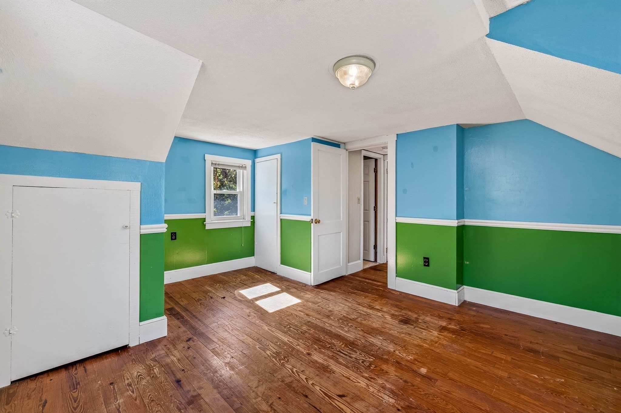 Single Family Residence at 428 W Union St, East Bridgewater MA 02333, East Bridgewater, photo 21 of 32