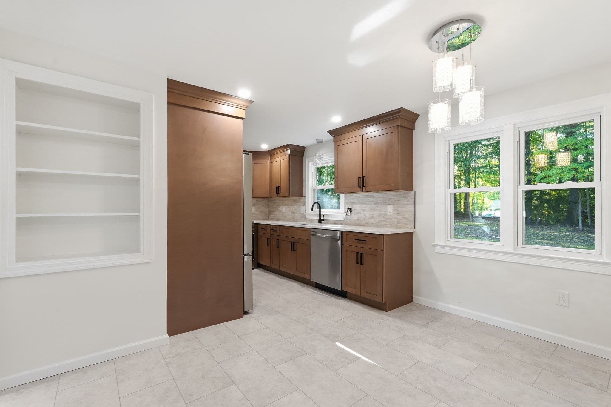 Single Family Residence at 17 Meadowview Rd, Wilbraham MA 01095, Wilbraham, photo 15 of 33