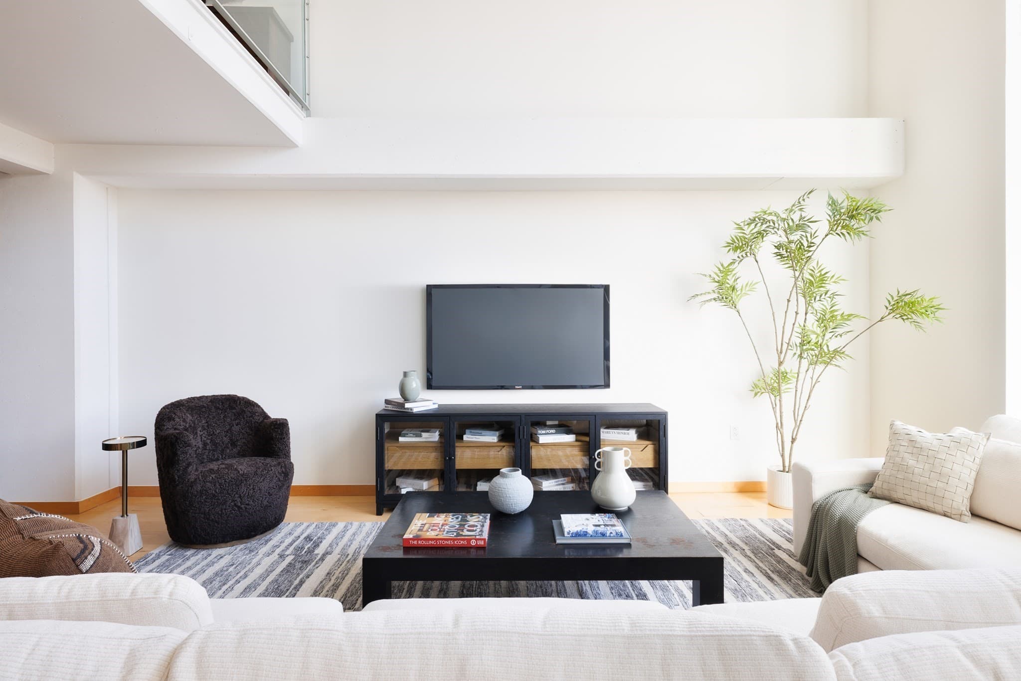 Condominium at 25 Channel Center St # 409, Boston MA 02210, Boston, photo 5 of 12