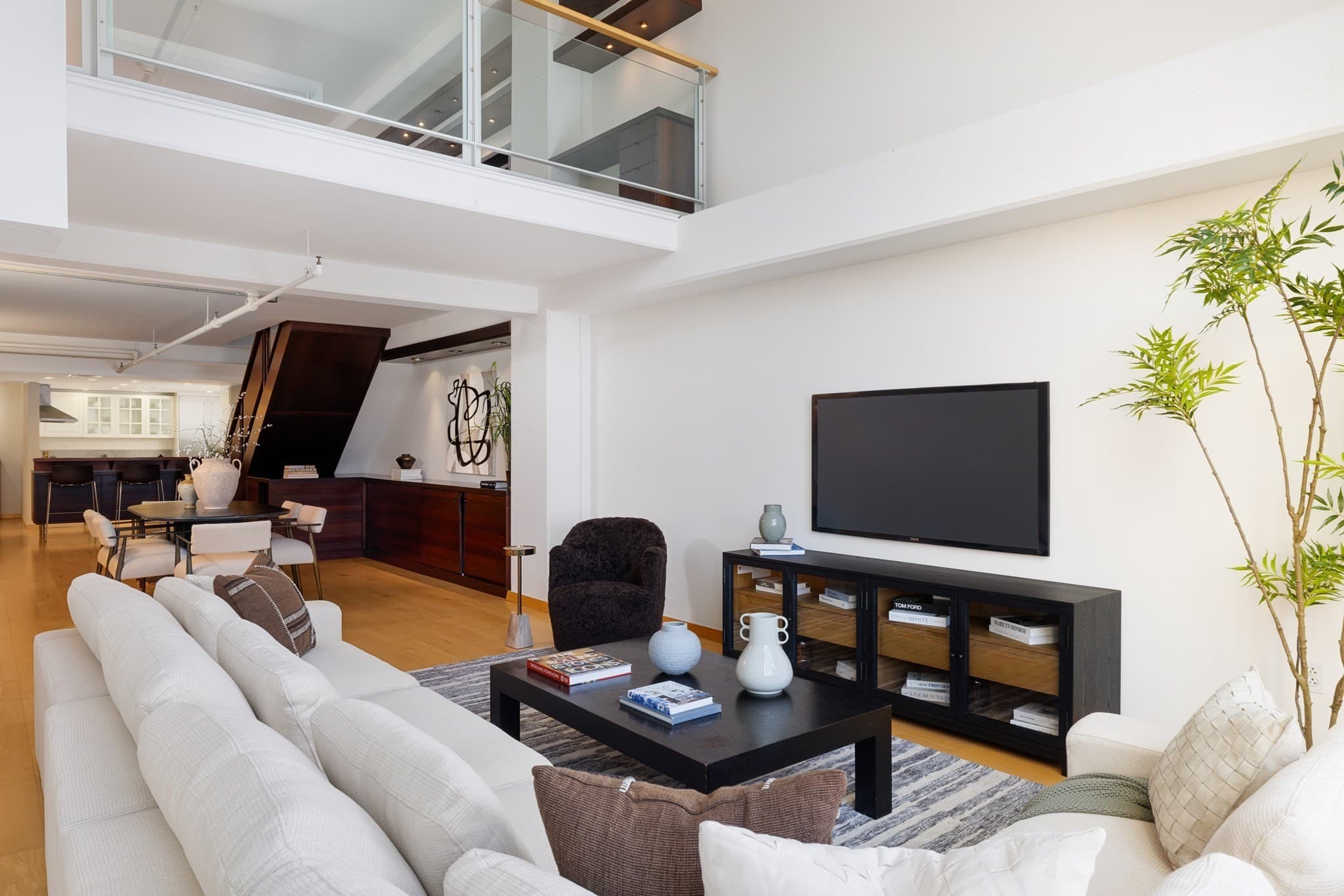 Condominium at 25 Channel Center St # 409, Boston MA 02210, Boston, photo 4 of 12