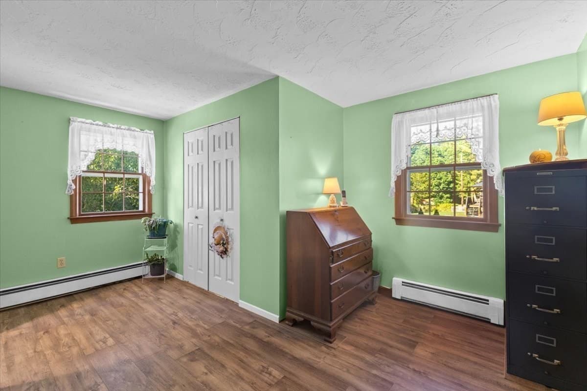 Single Family Residence at 286 Pembroke St, Kingston MA 02364, photo 26 of 42