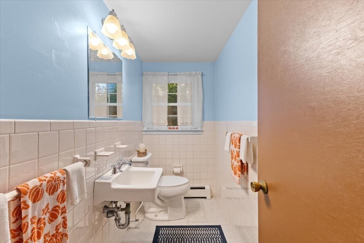 Single Family Residence at 286 Pembroke St, Kingston MA 02364, Kingston, photo 35 of 42