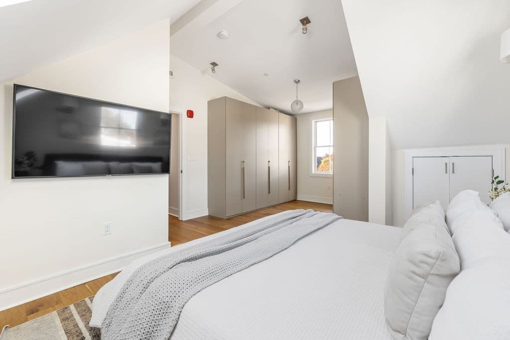 Condominium at 65-67 Victoria St # 65, Somerville MA 02144, Somerville, photo 16 of 24