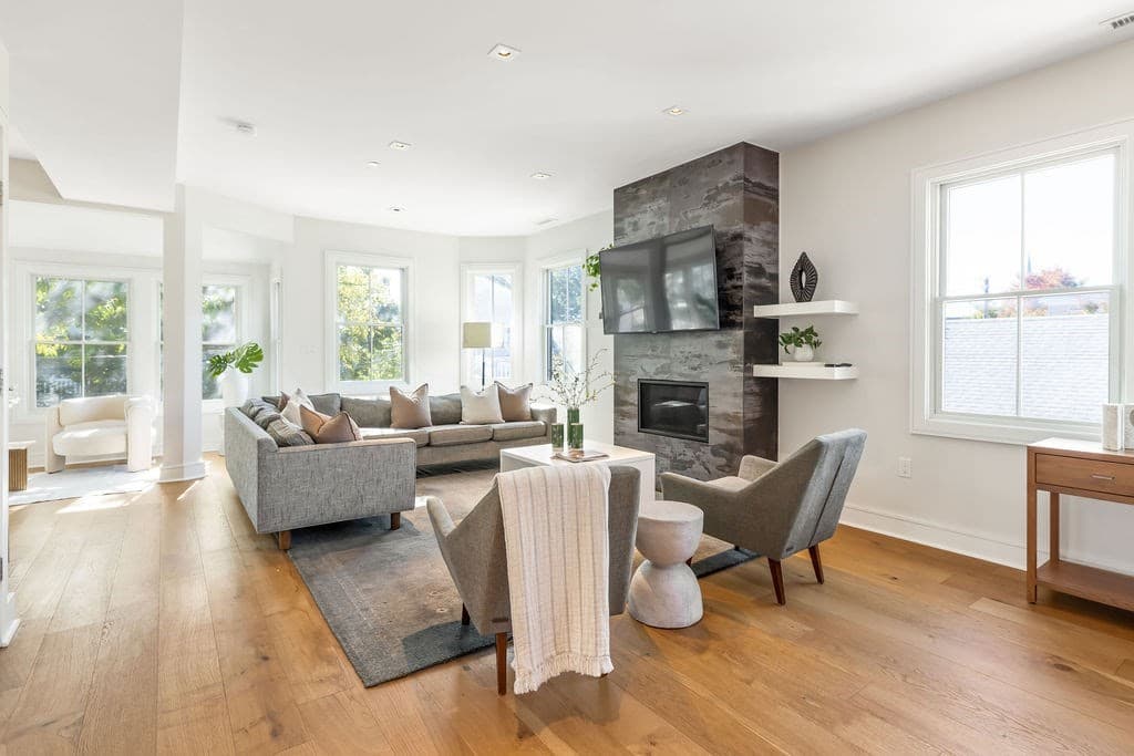 Condominium at 65-67 Victoria St # 65, Somerville MA 02144, Somerville, photo 5 of 24