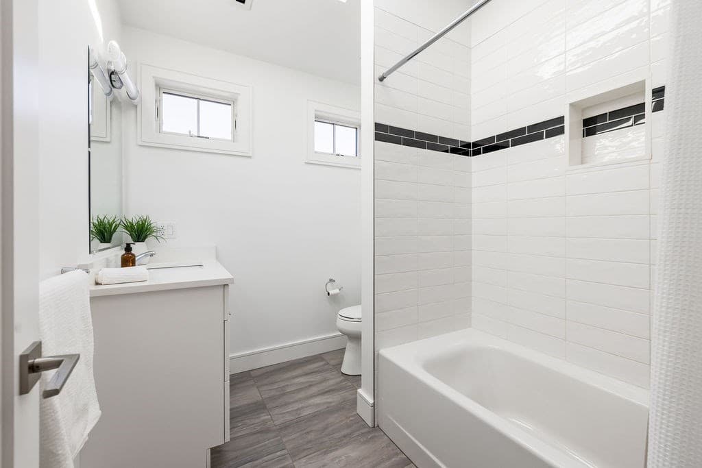 Condominium at 65-67 Victoria St # 65, Somerville MA 02144, Somerville, photo 14 of 24
