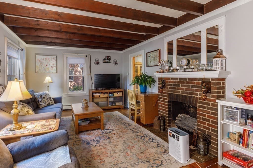Single Family Residence at 53 Elizabeth Street, Gardner MA 01440, Gardner, photo 6 of 22