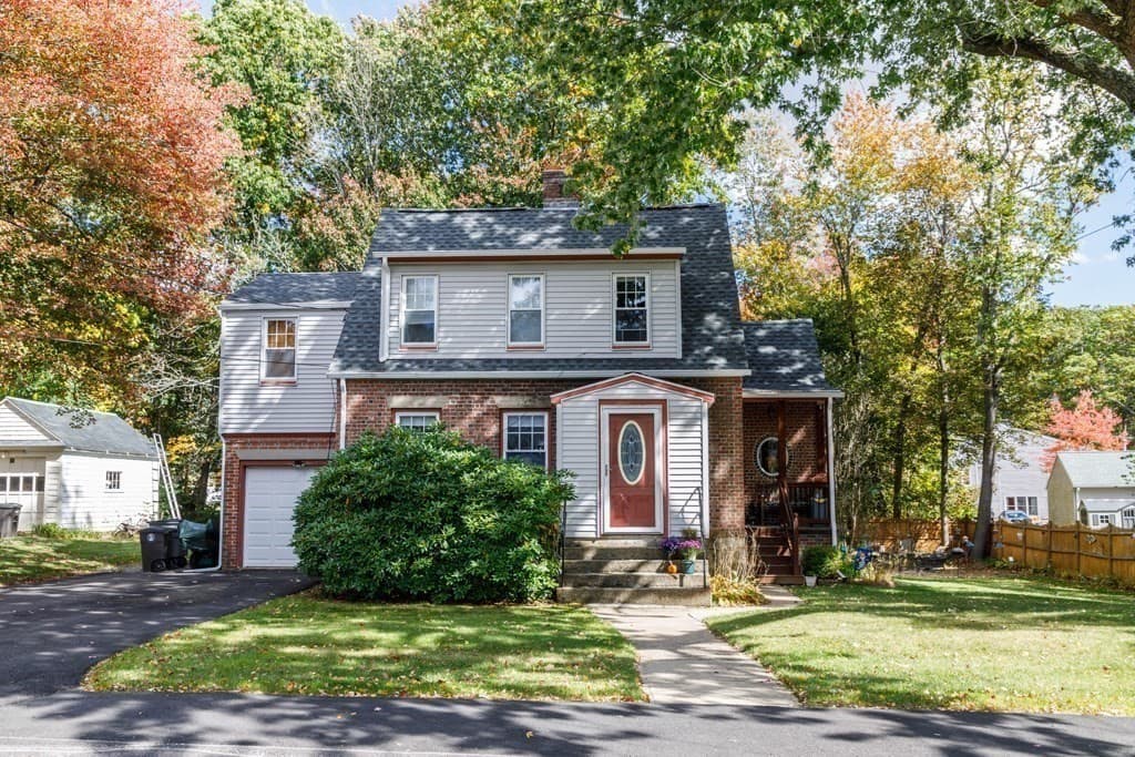 53 Elizabeth Street, Gardner MA 01440