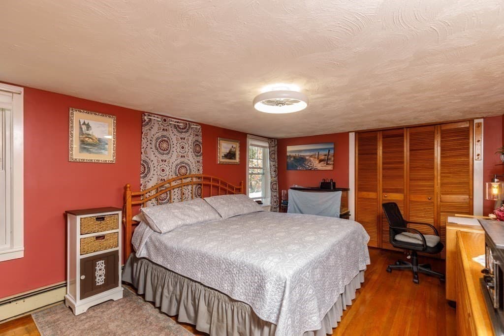 Single Family Residence at 53 Elizabeth Street, Gardner MA 01440, Gardner, photo 8 of 22