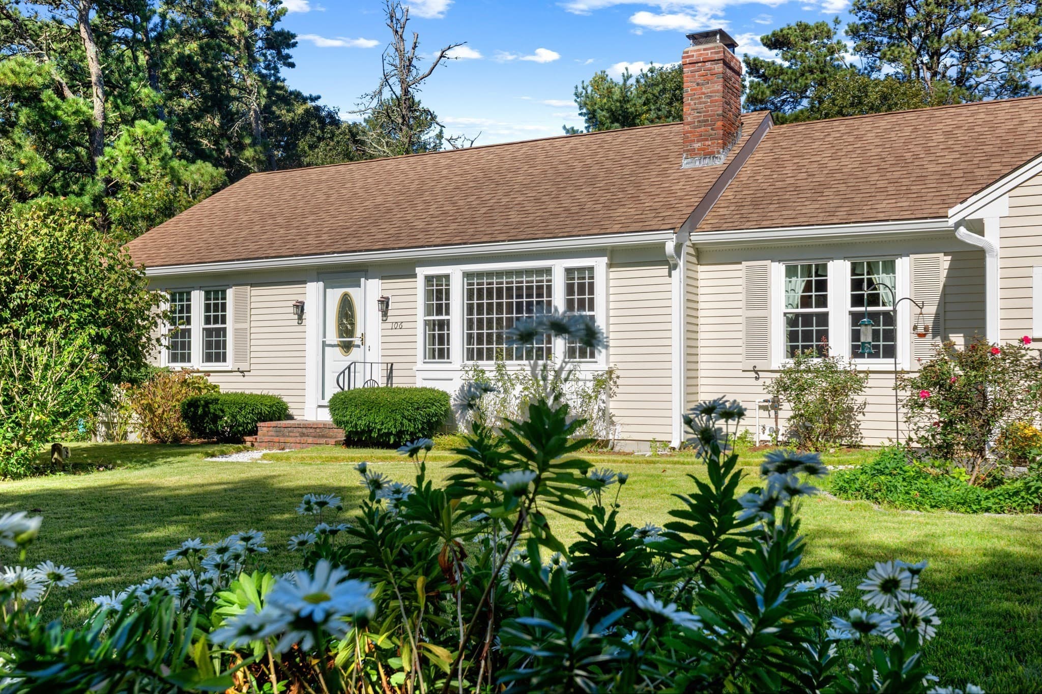 Single Family Residence at 106 Pompano Rd, Yarmouth MA 02675, Yarmouth, photo 2 of 37