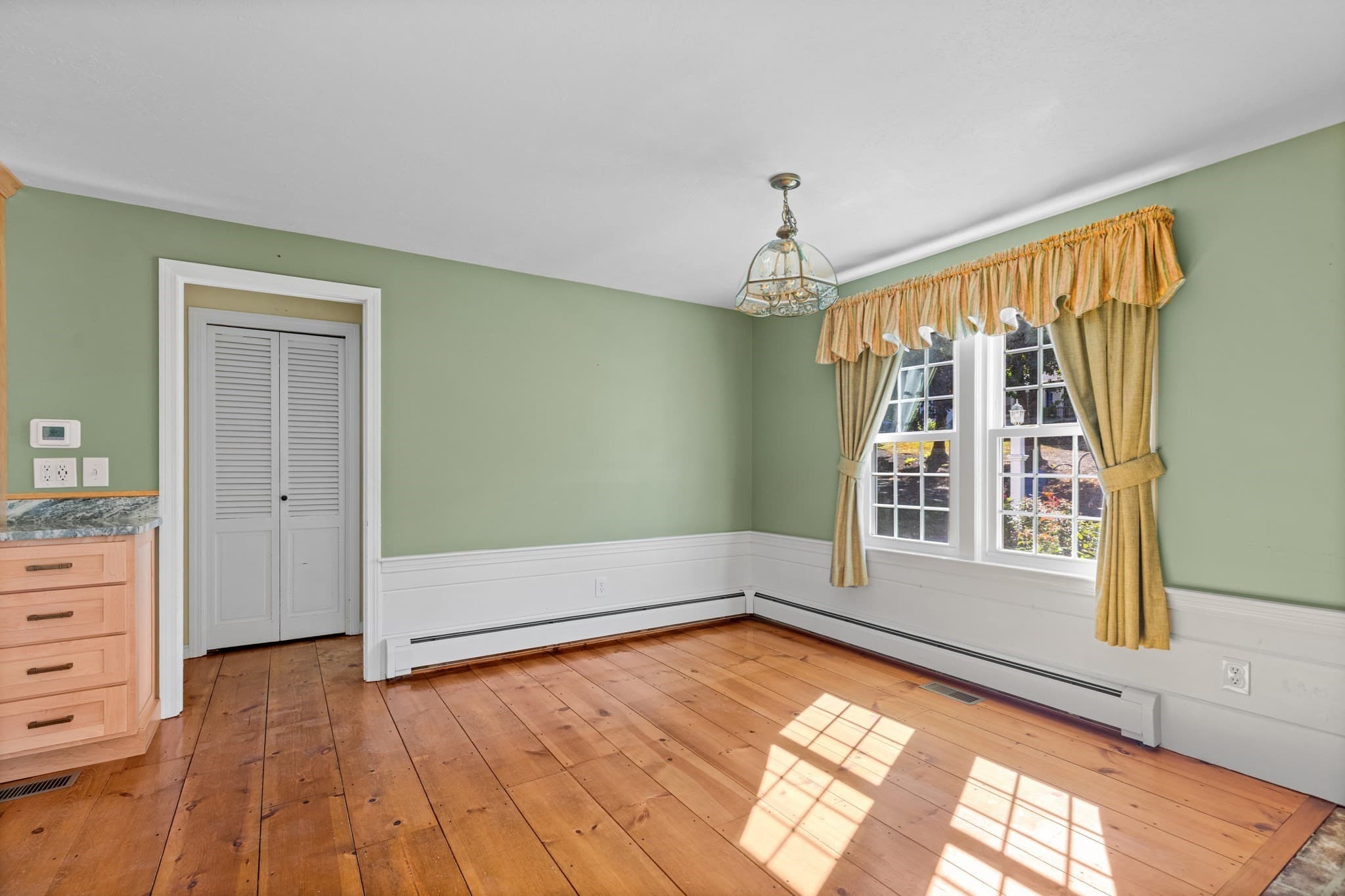 Single Family Residence at 106 Pompano Rd, Yarmouth MA 02675, Yarmouth, photo 17 of 37