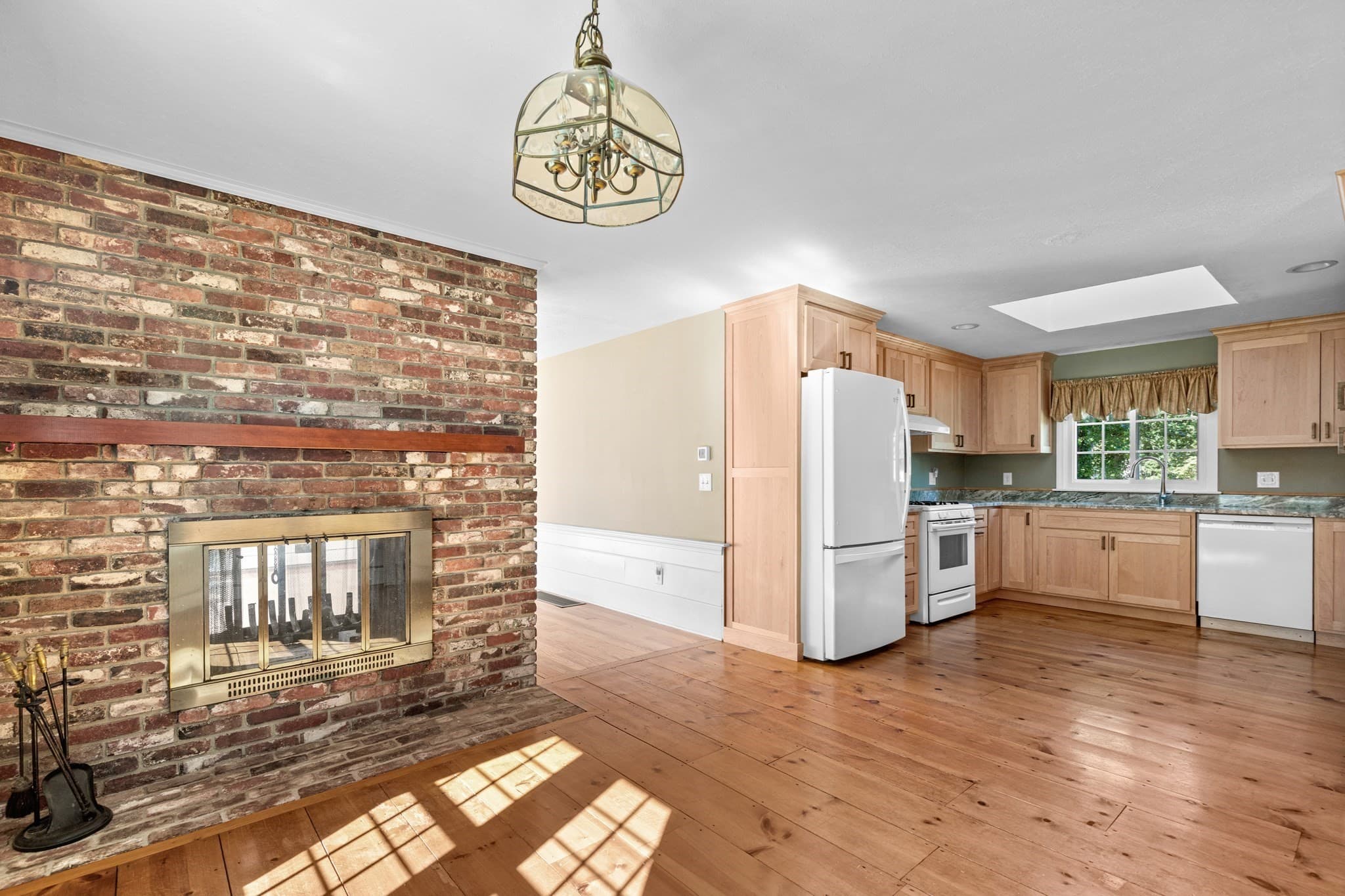 Single Family Residence at 106 Pompano Rd, Yarmouth MA 02675, Yarmouth, photo 10 of 37