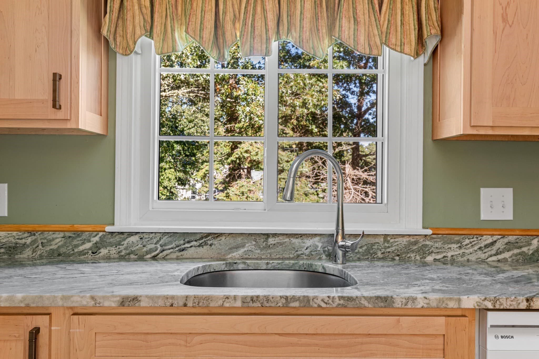 Single Family Residence at 106 Pompano Rd, Yarmouth MA 02675, Yarmouth, photo 14 of 37