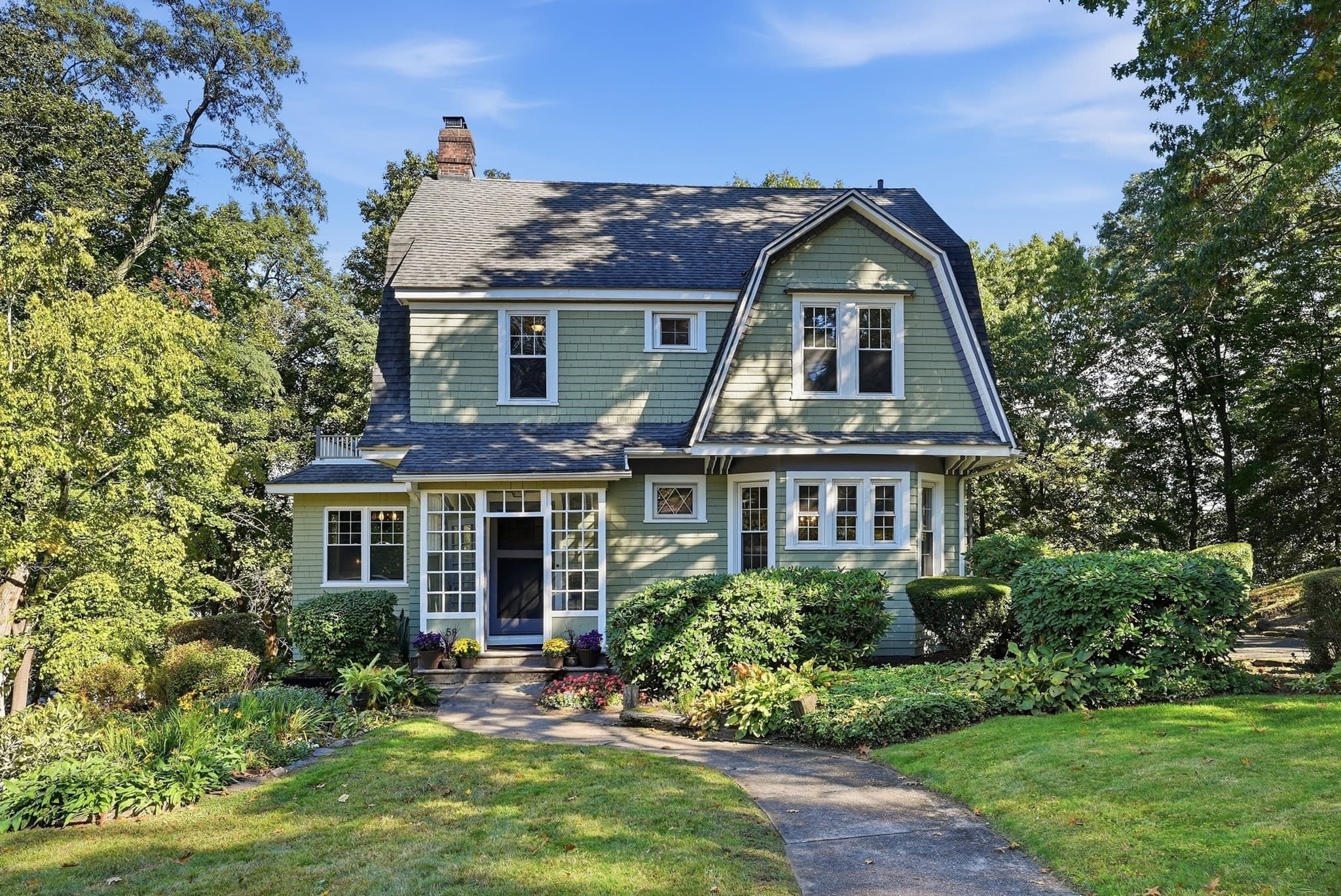 Single Family Residence at 58 Park Slope, Holyoke MA 01040, Holyoke, photo 8 of 42