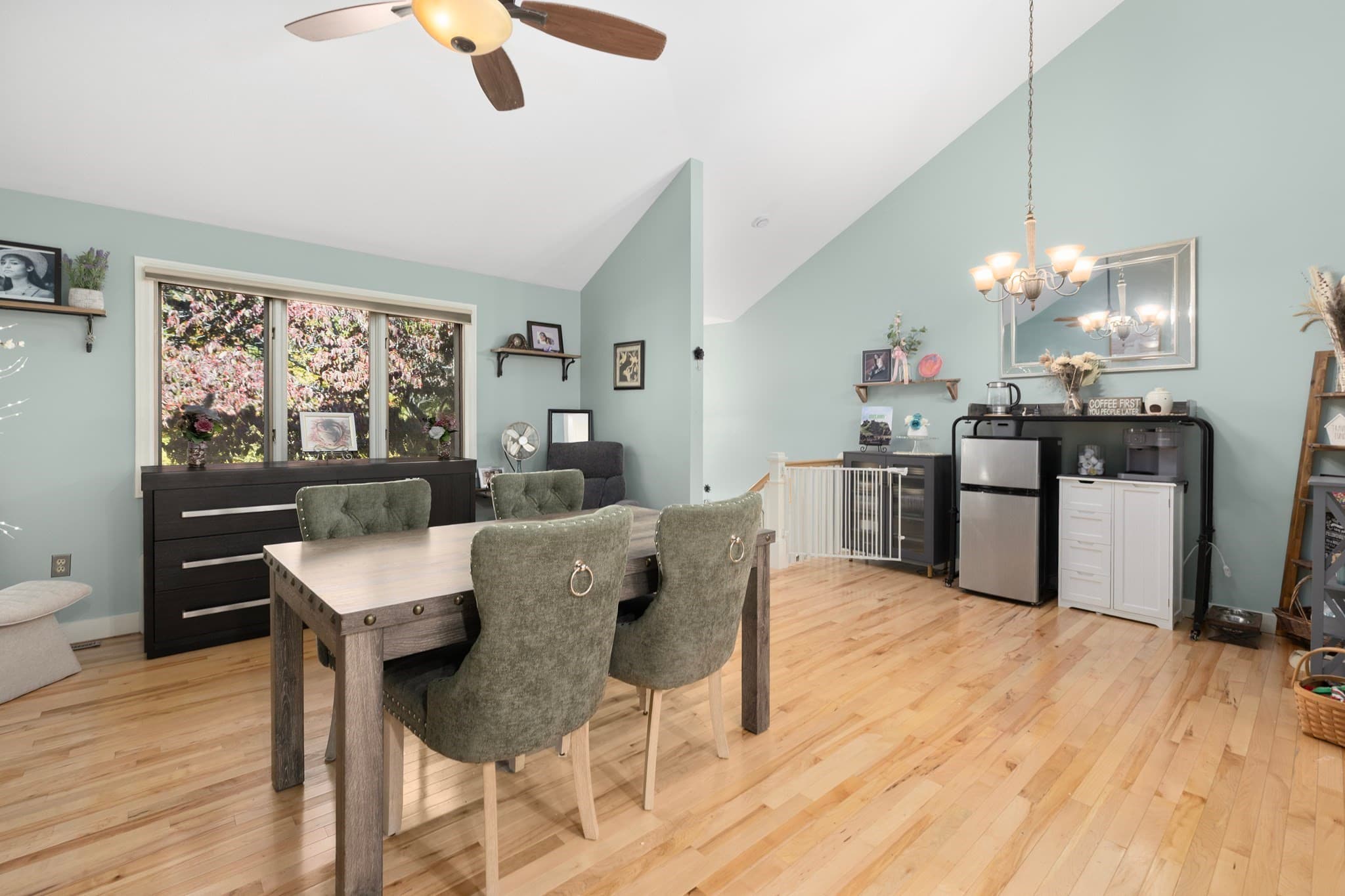 Condominium at 17 Cork Cir # B, Millville MA 01529, Millville, photo 7 of 36