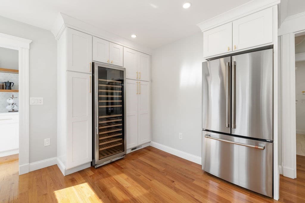 Condominium at 87 Irving St # 1, Waltham MA 02451, Waltham, photo 7 of 15