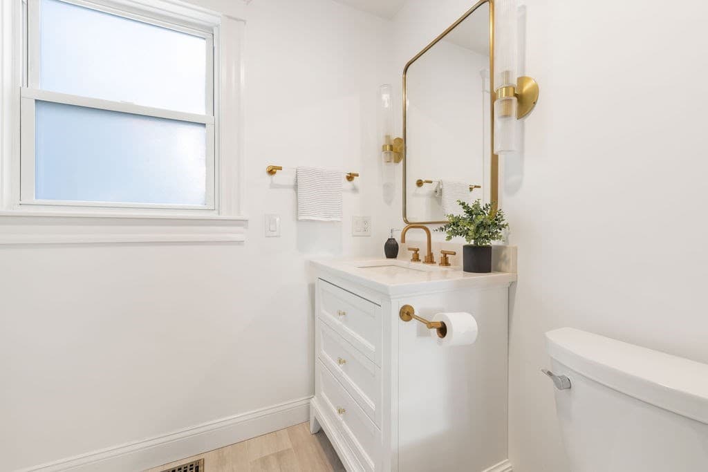 Condominium at 87 Irving St # 1, Waltham MA 02451, Waltham, photo 9 of 15