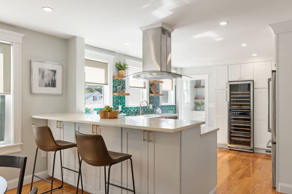 Condominium at 87 Irving St # 1, Waltham MA 02451, Waltham, photo 4 of 15
