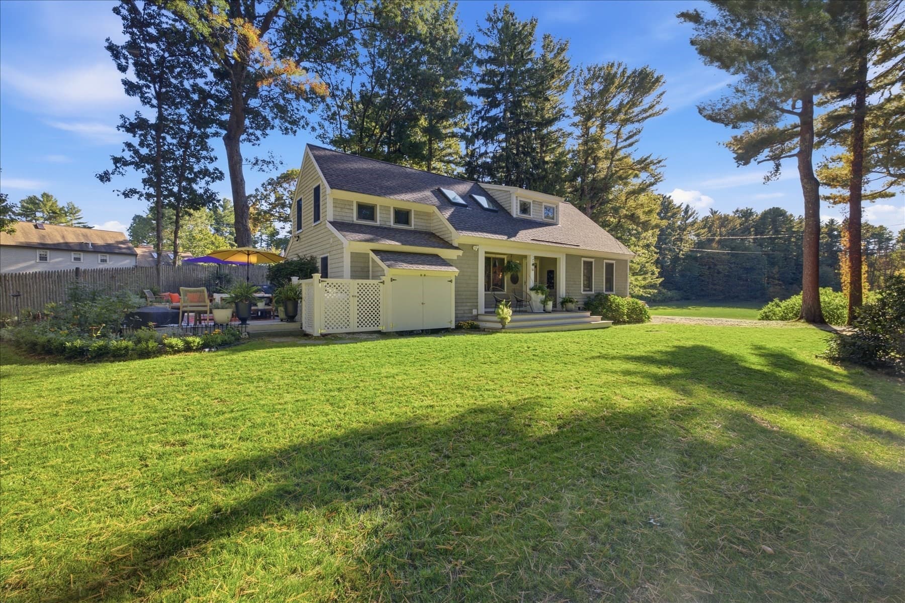 Single Family Residence at 344 Temple Street, Duxbury MA 02332, Duxbury, photo 3 of 42