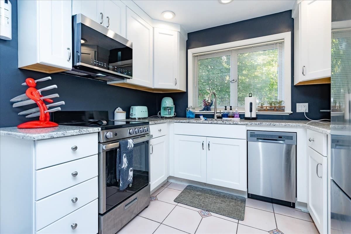 Condominium at 270 Lafayette St # 1, Salem MA 01970, Salem, photo 18 of 38