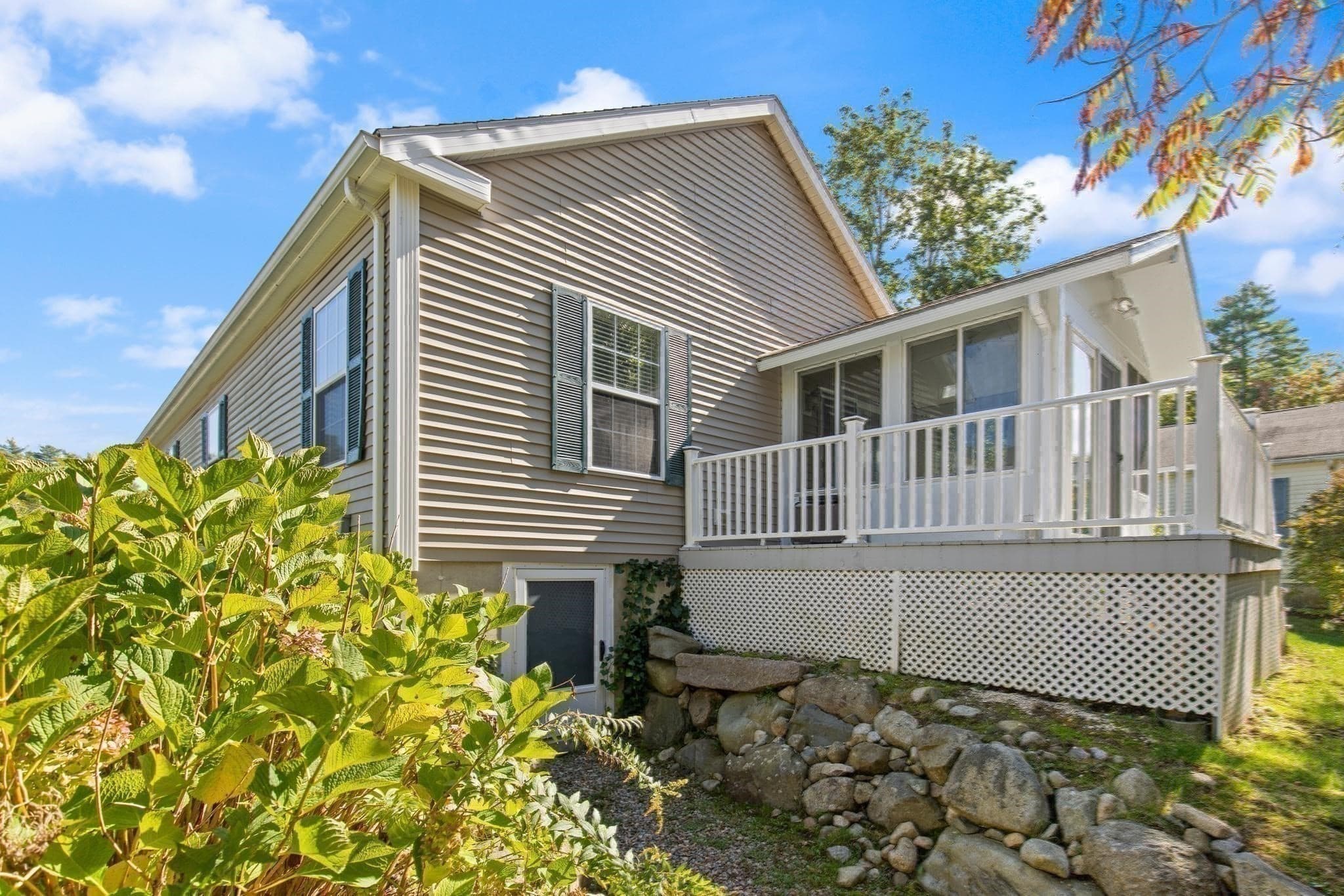 Condominium at 21 Hemlock Dr # 21, East Bridgewater MA 02333, East Bridgewater, photo 16 of 17