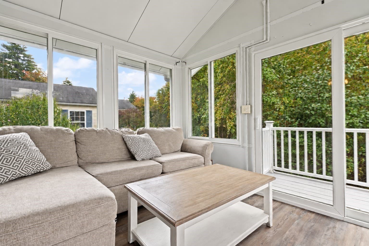 Condominium at 21 Hemlock Dr # 21, East Bridgewater MA 02333, East Bridgewater, photo 12 of 17