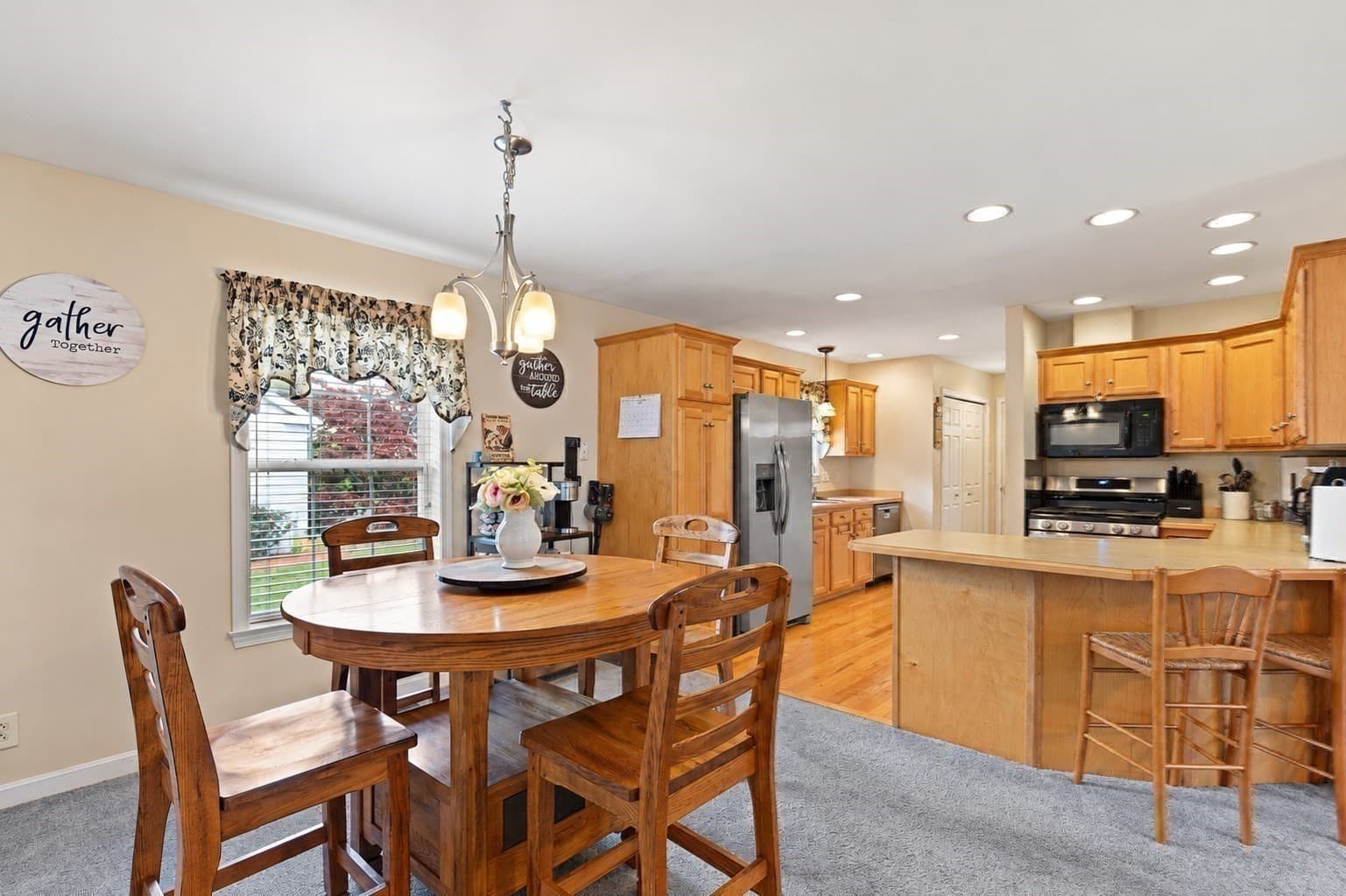 Condominium at 21 Hemlock Dr # 21, East Bridgewater MA 02333, East Bridgewater, photo 5 of 17