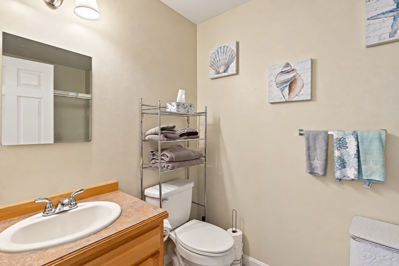 Condominium at 21 Hemlock Dr # 21, East Bridgewater MA 02333, East Bridgewater, photo 8 of 17