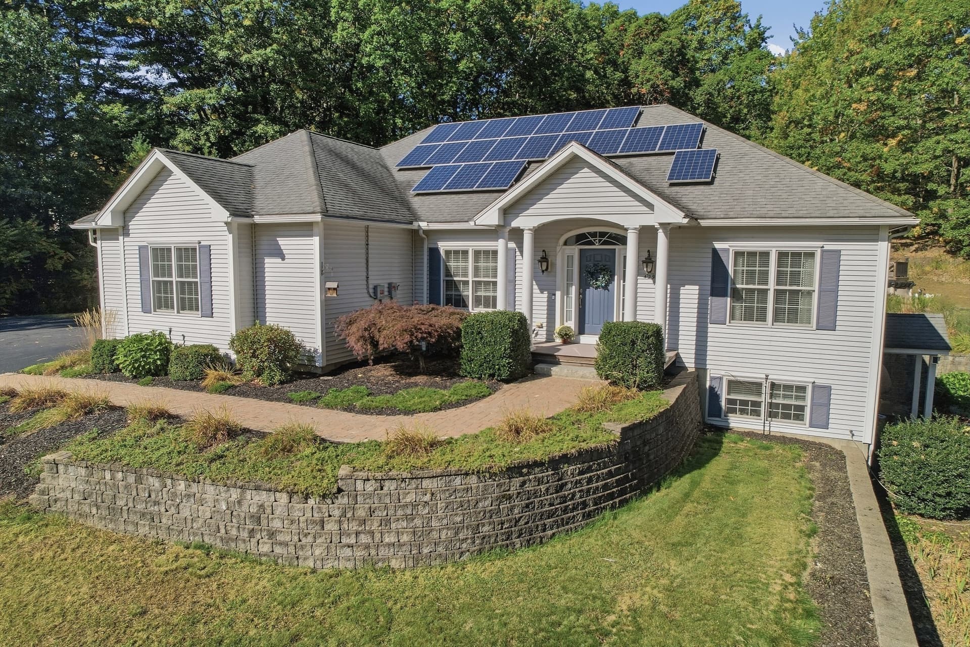 429 Wanoosnoc Road, Fitchburg MA 01420