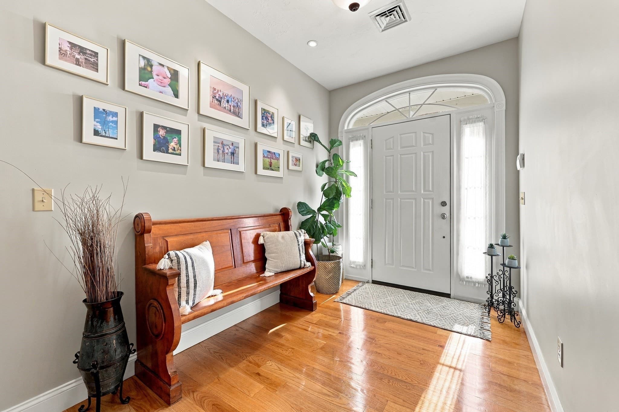 Single Family Residence at 429 Wanoosnoc Road, Fitchburg MA 01420, Fitchburg, photo 5 of 42