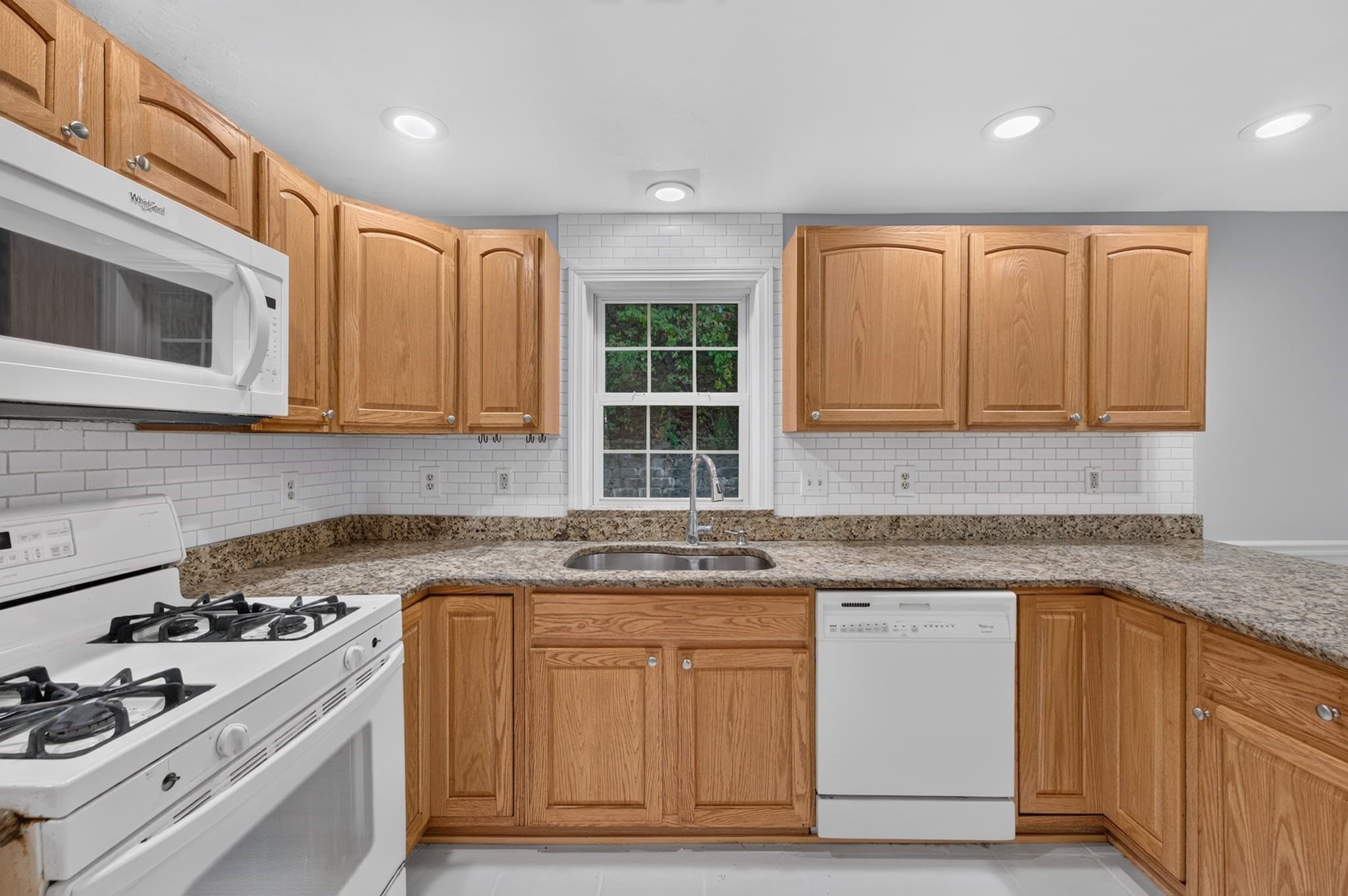 Single Family Residence at 3-A Gates Cir, Worcester MA 01603, Worcester, photo 13 of 39