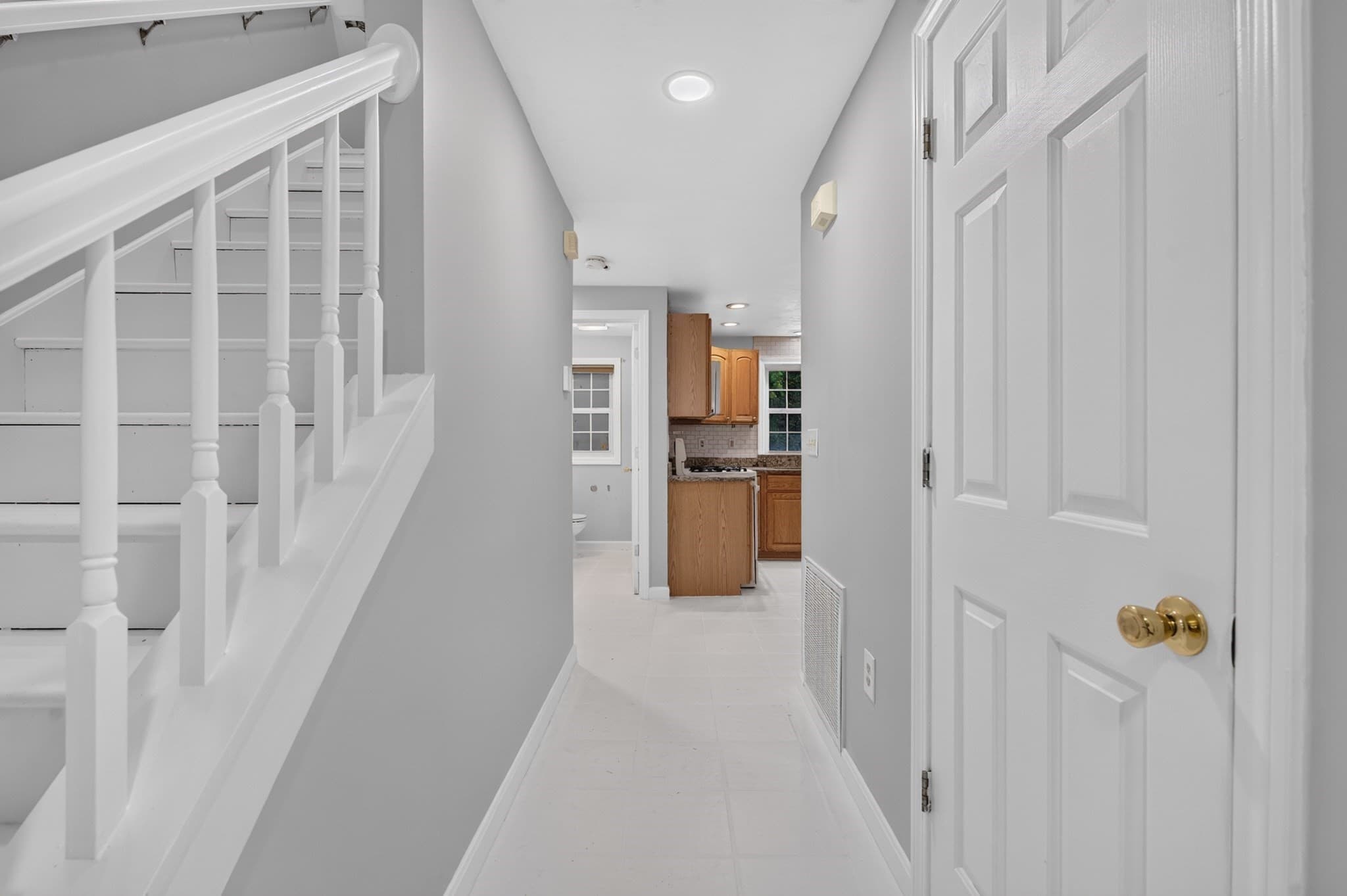Single Family Residence at 3-A Gates Cir, Worcester MA 01603, Worcester, photo 16 of 39