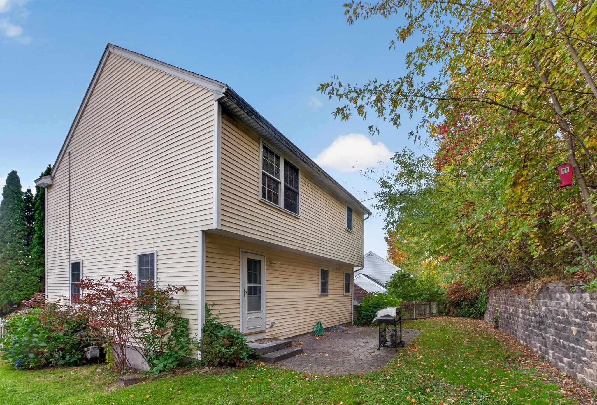 Single Family Residence at 3-A Gates Cir, Worcester MA 01603, Worcester, photo 34 of 39