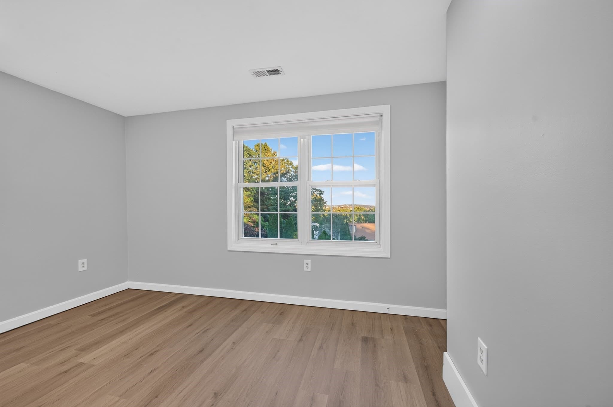 Single Family Residence at 3-A Gates Cir, Worcester MA 01603, Worcester, photo 18 of 39