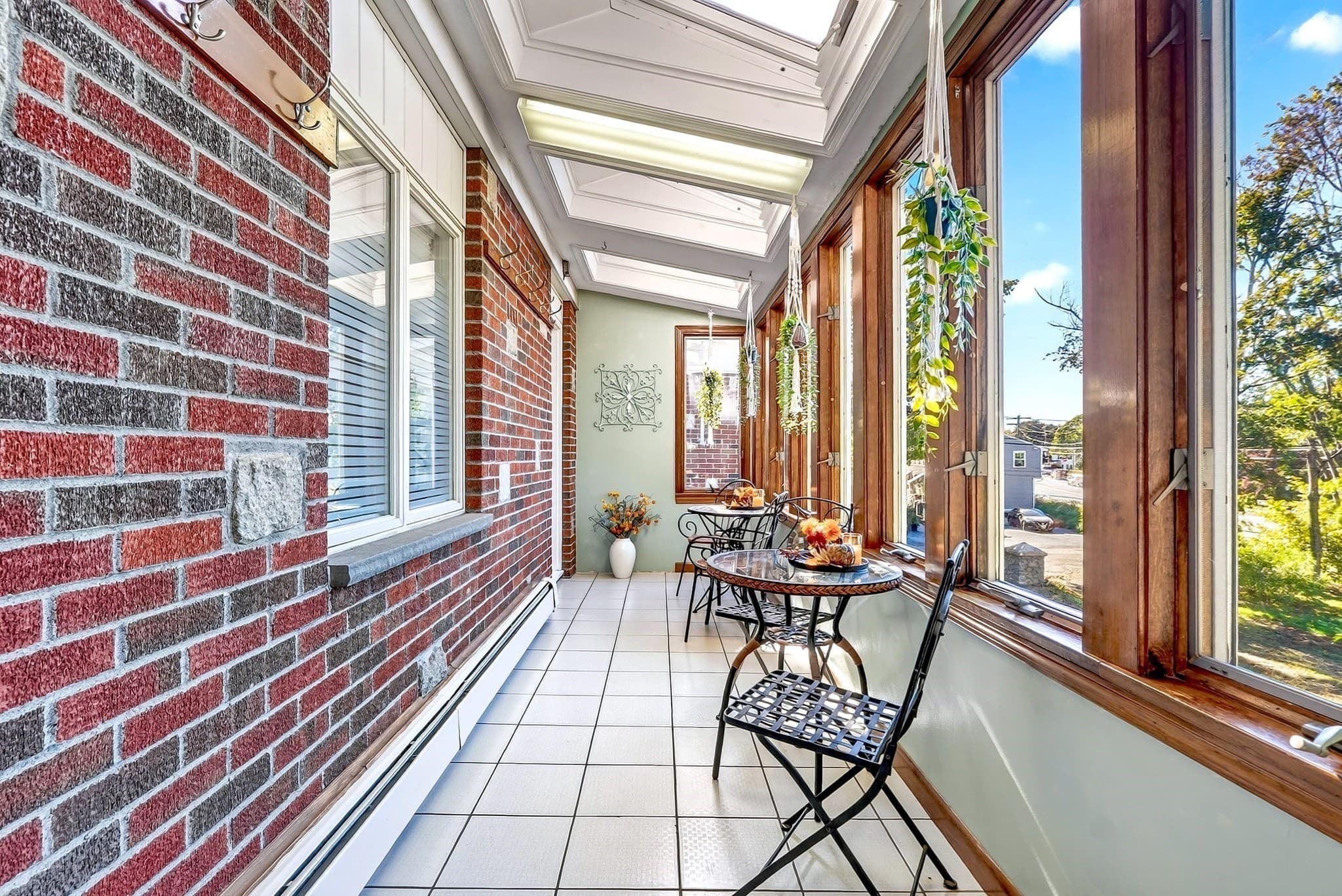 Single Family Residence at 39 Buckman St, Woburn MA 01801, Woburn, photo 15 of 38
