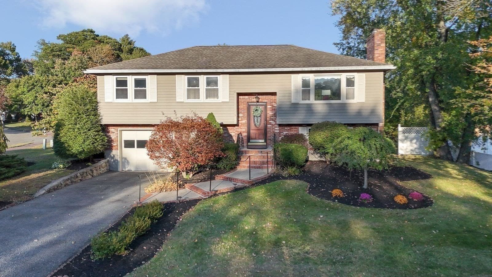Single Family Residence at 3 Jennifer Dr, Saugus MA 01906, Saugus, photo 28 of 41